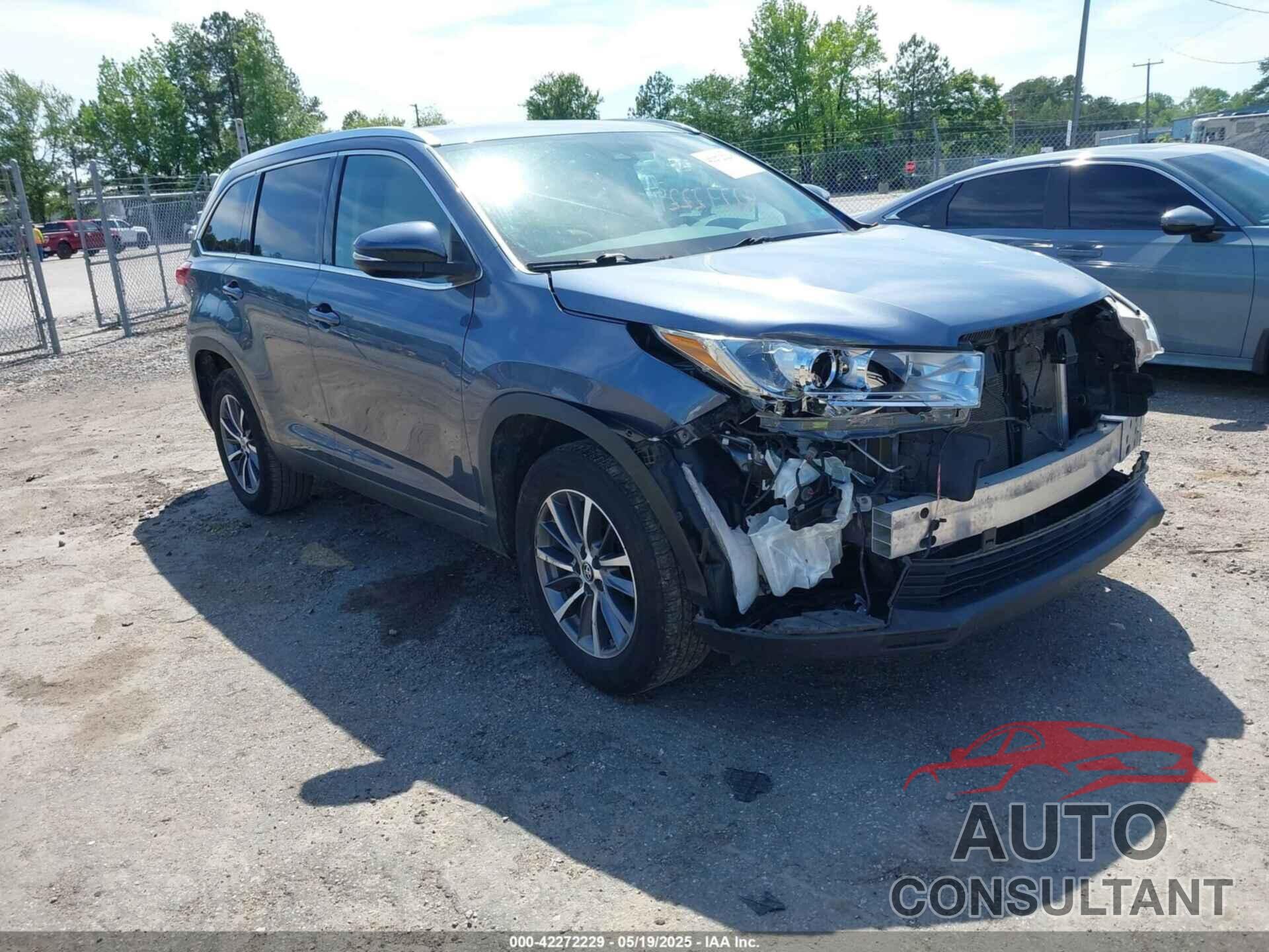 TOYOTA HIGHLANDER 2019 - 5TDKZRFH1KS290412