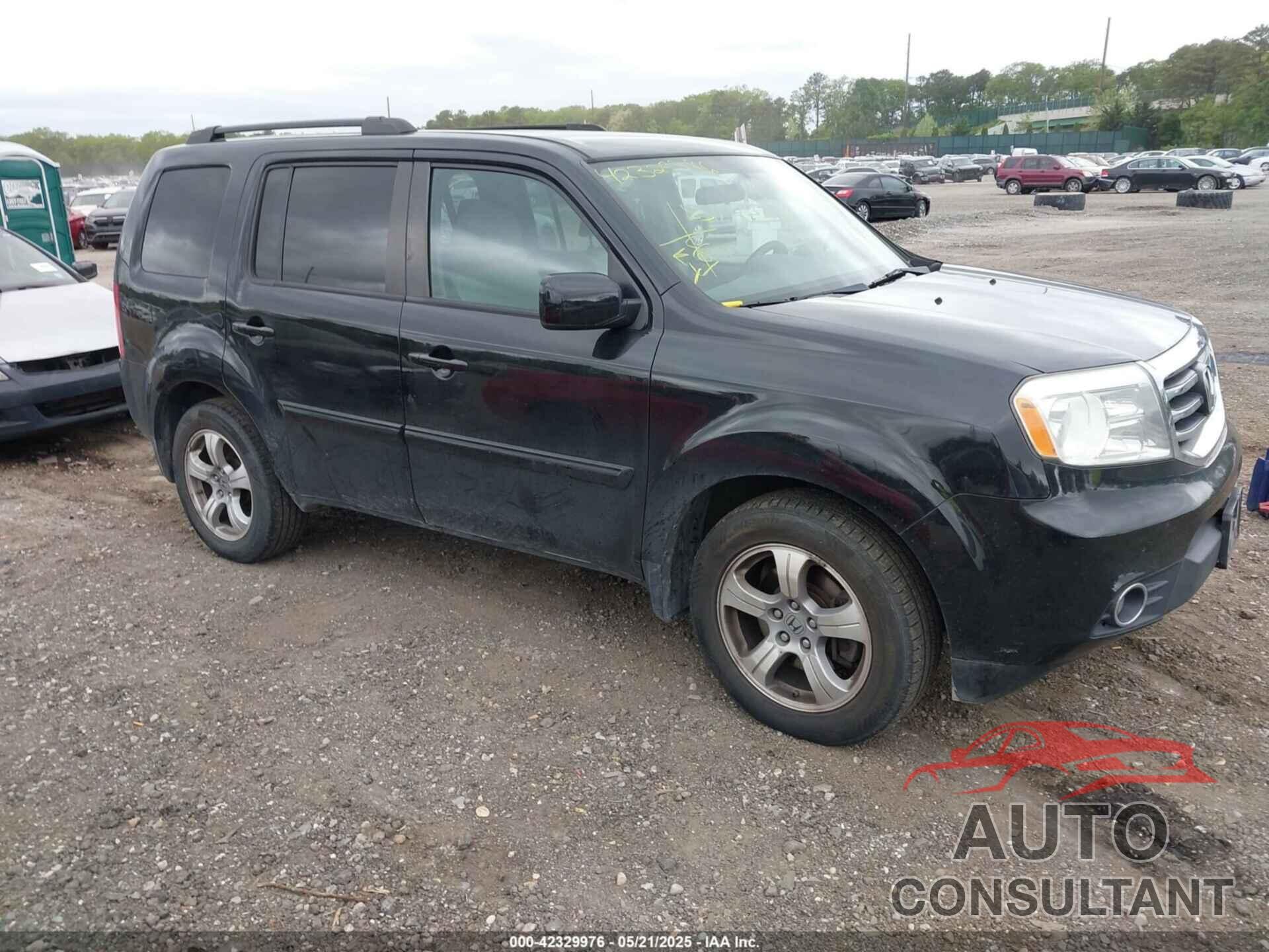HONDA PILOT 2015 - 5FNYF4H42FB029879