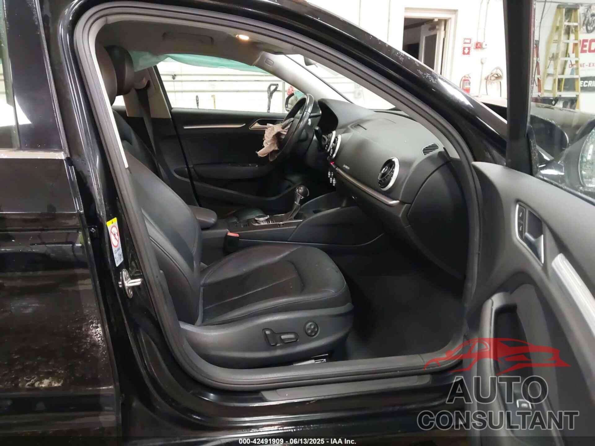 AUDI A3 2015 - WAUEFGFF7F1007083