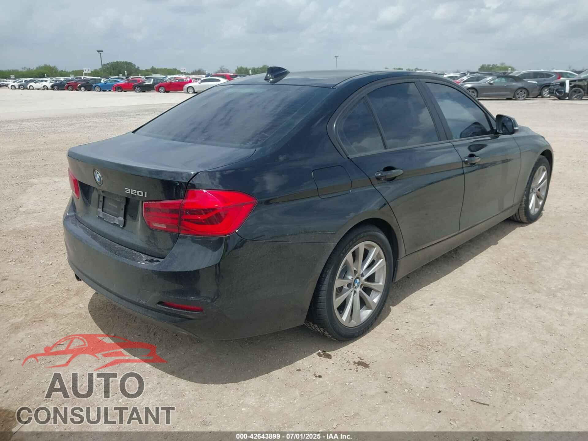 BMW 320I 2017 - WBA8E1G55HNU15080