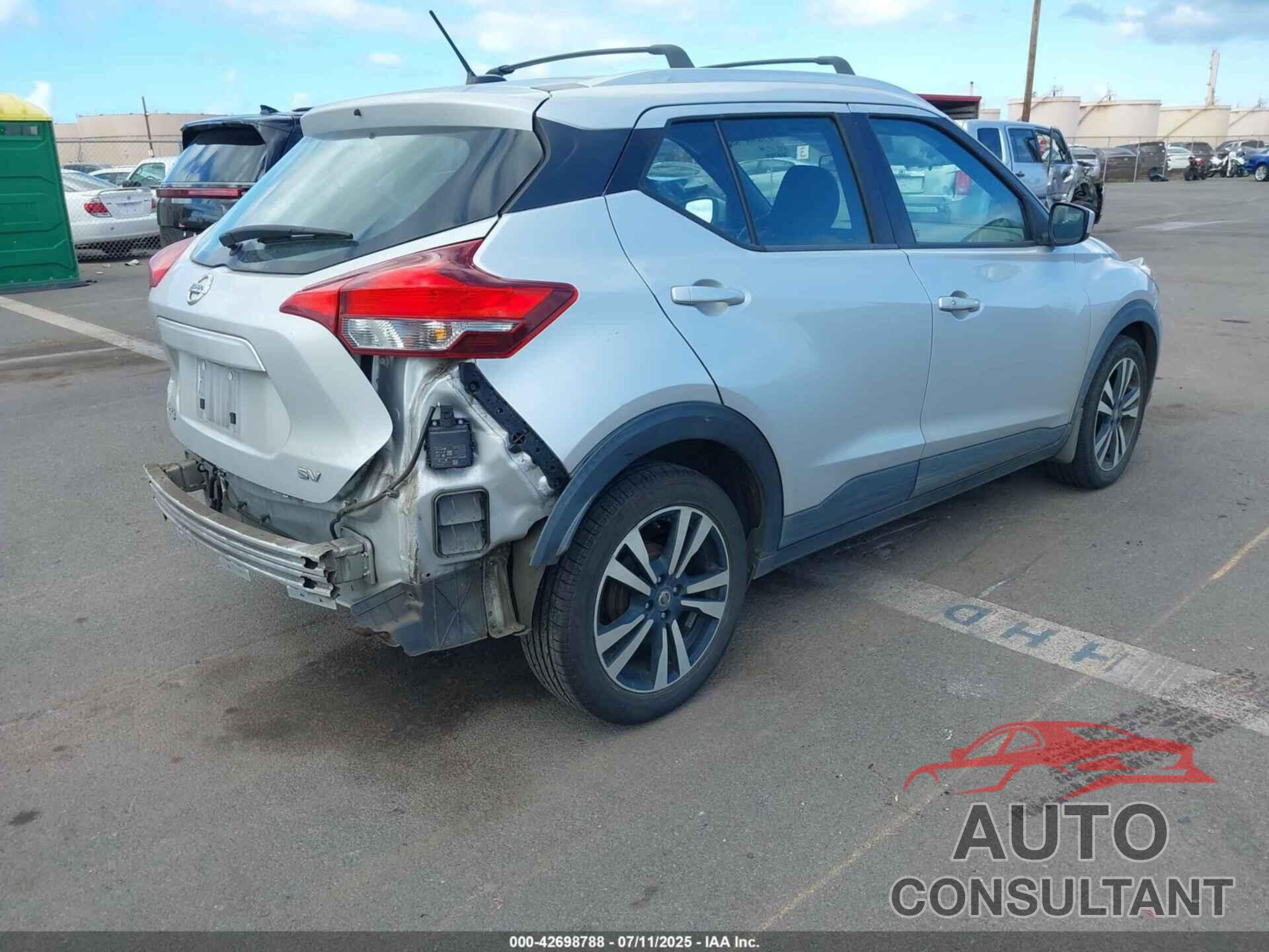 NISSAN KICKS 2019 - 3N1CP5CU0KL557441