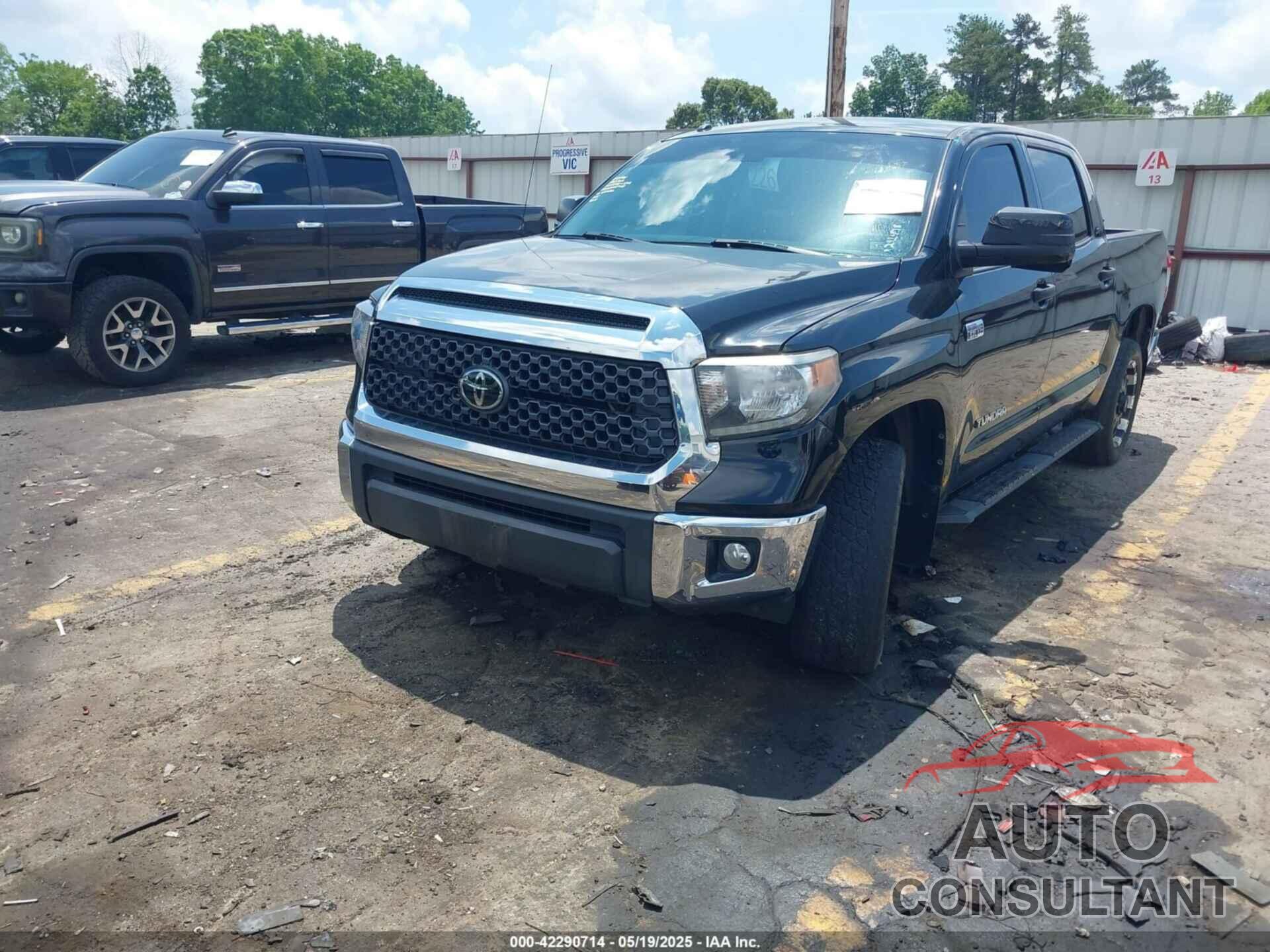 TOYOTA TUNDRA 2018 - 5TFEY5F1XJX232478