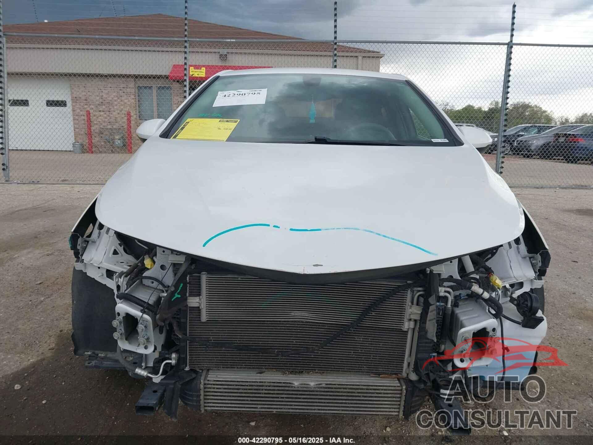 CHEVROLET CRUZE 2017 - 1G1BE5SM7H7229567
