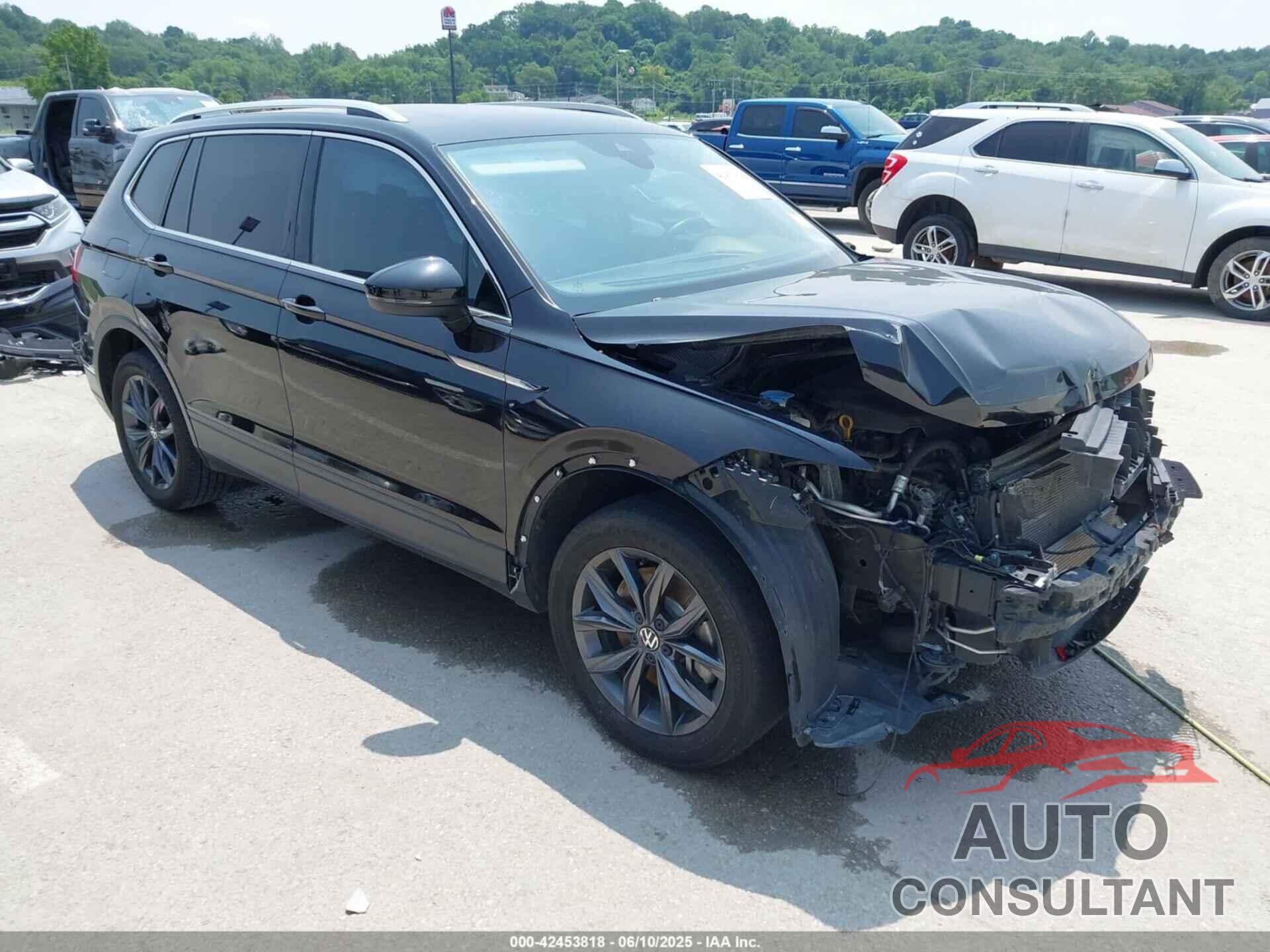VOLKSWAGEN TIGUAN 2023 - 3VVNB7AX5PM017938