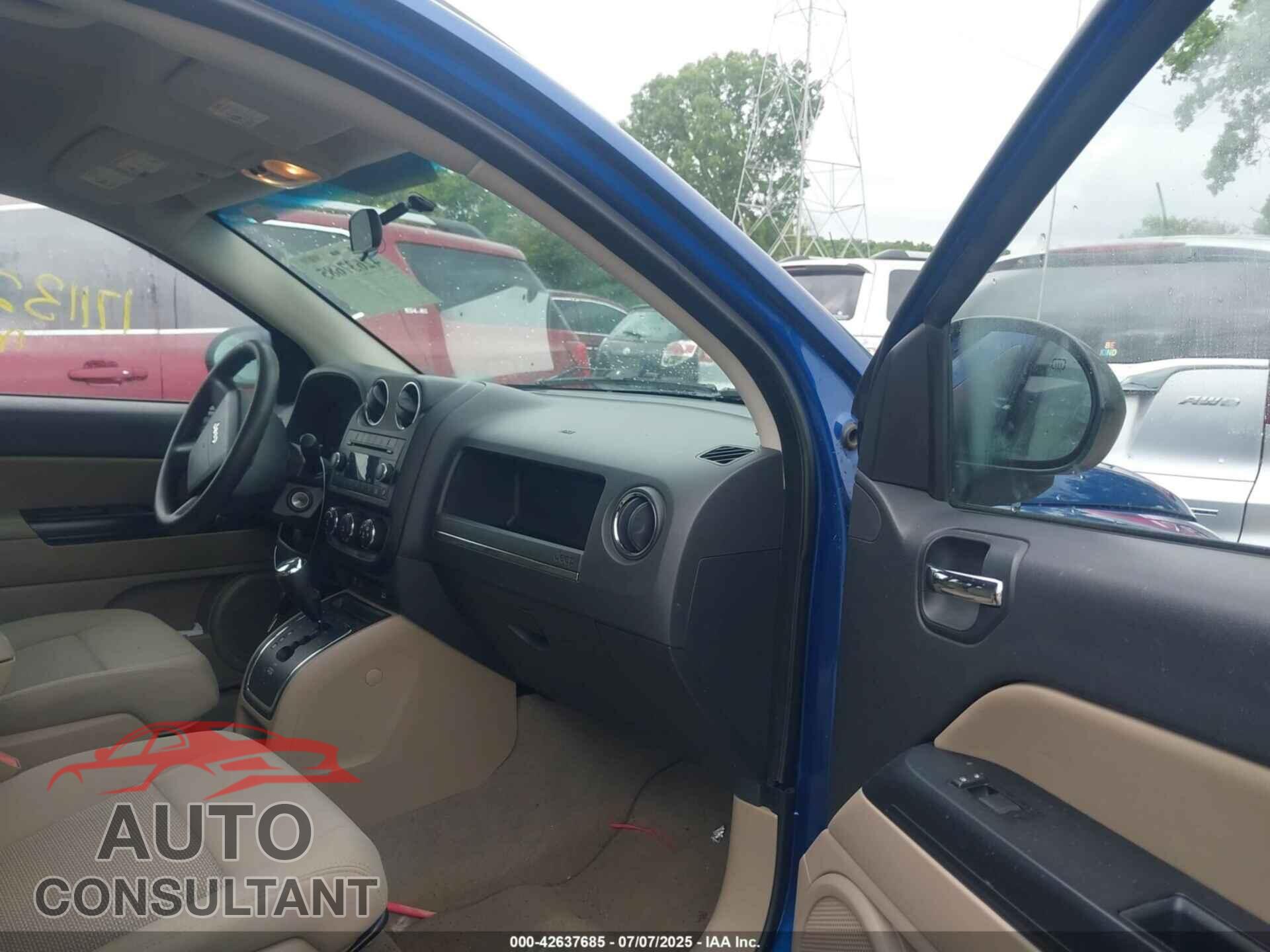 JEEP COMPASS 2010 - 1J4NT4FB0AD569383