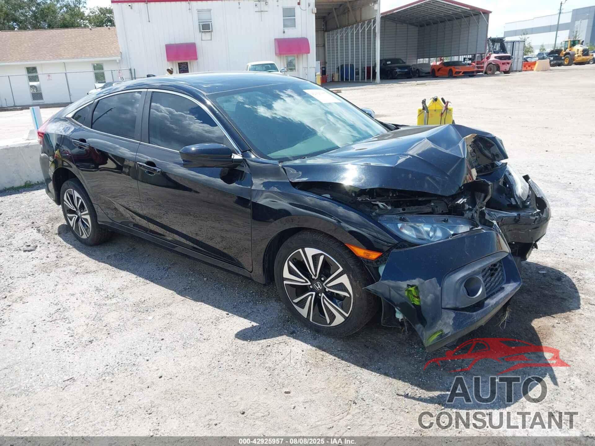 HONDA CIVIC 2017 - 19XFC1F81HE004534