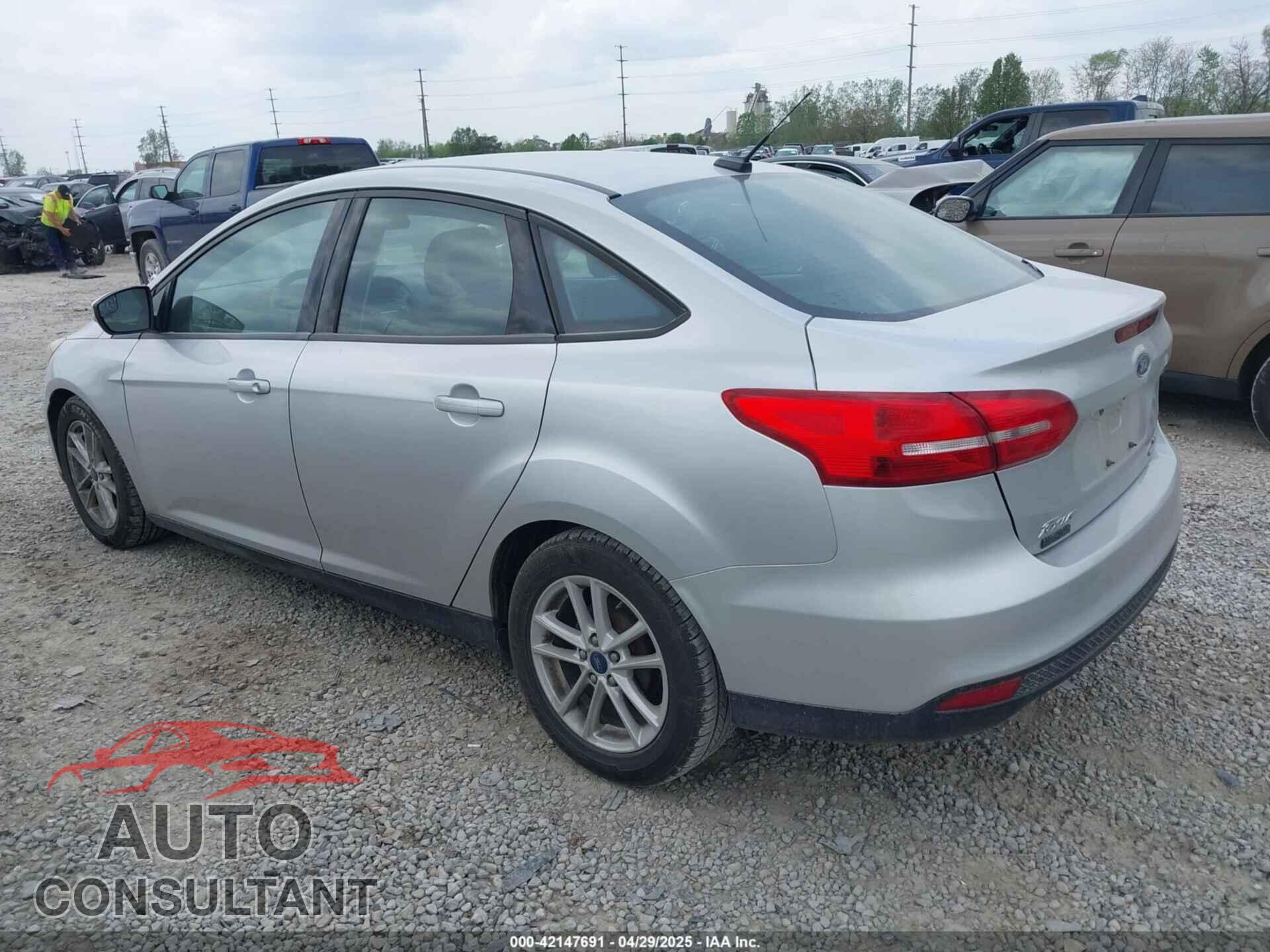 FORD FOCUS 2016 - 1FADP3F2XGL371933