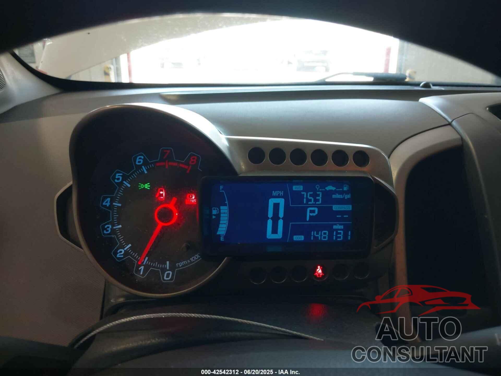 CHEVROLET SONIC 2015 - 1G1JC5SH4F4136377