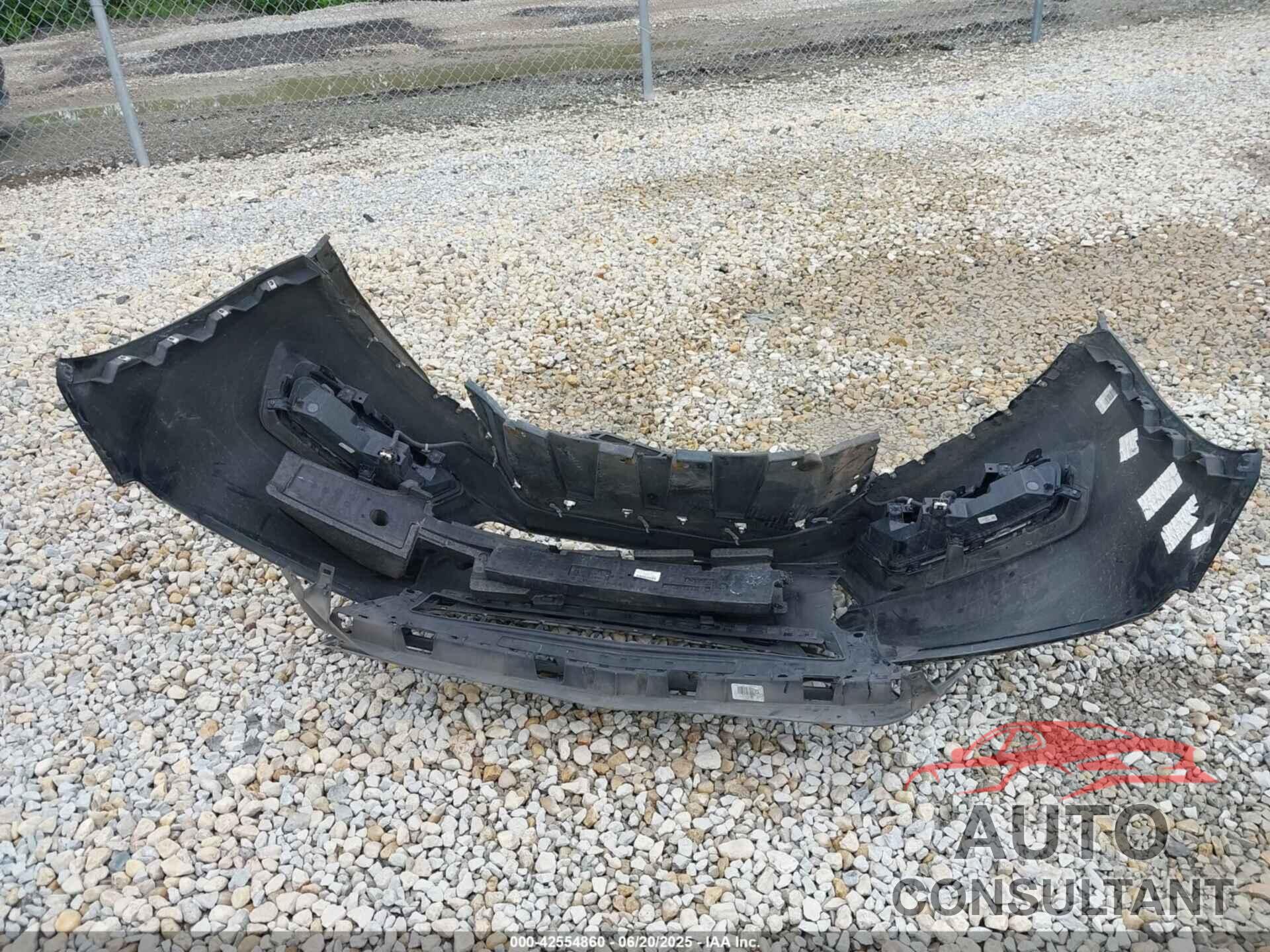 CHEVROLET IMPALA 2019 - 1G11Z5S33KU108213