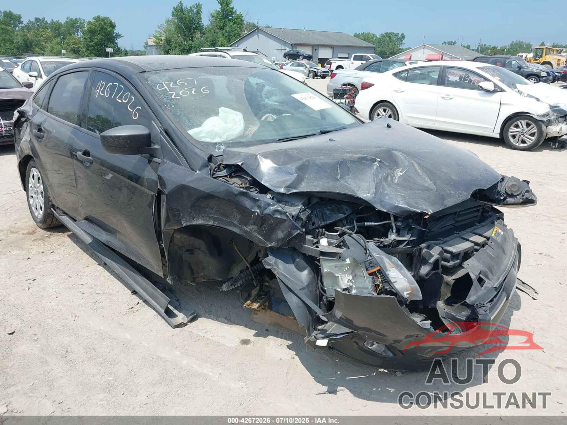FORD FOCUS 2013 - 1FADP3E23DL113590