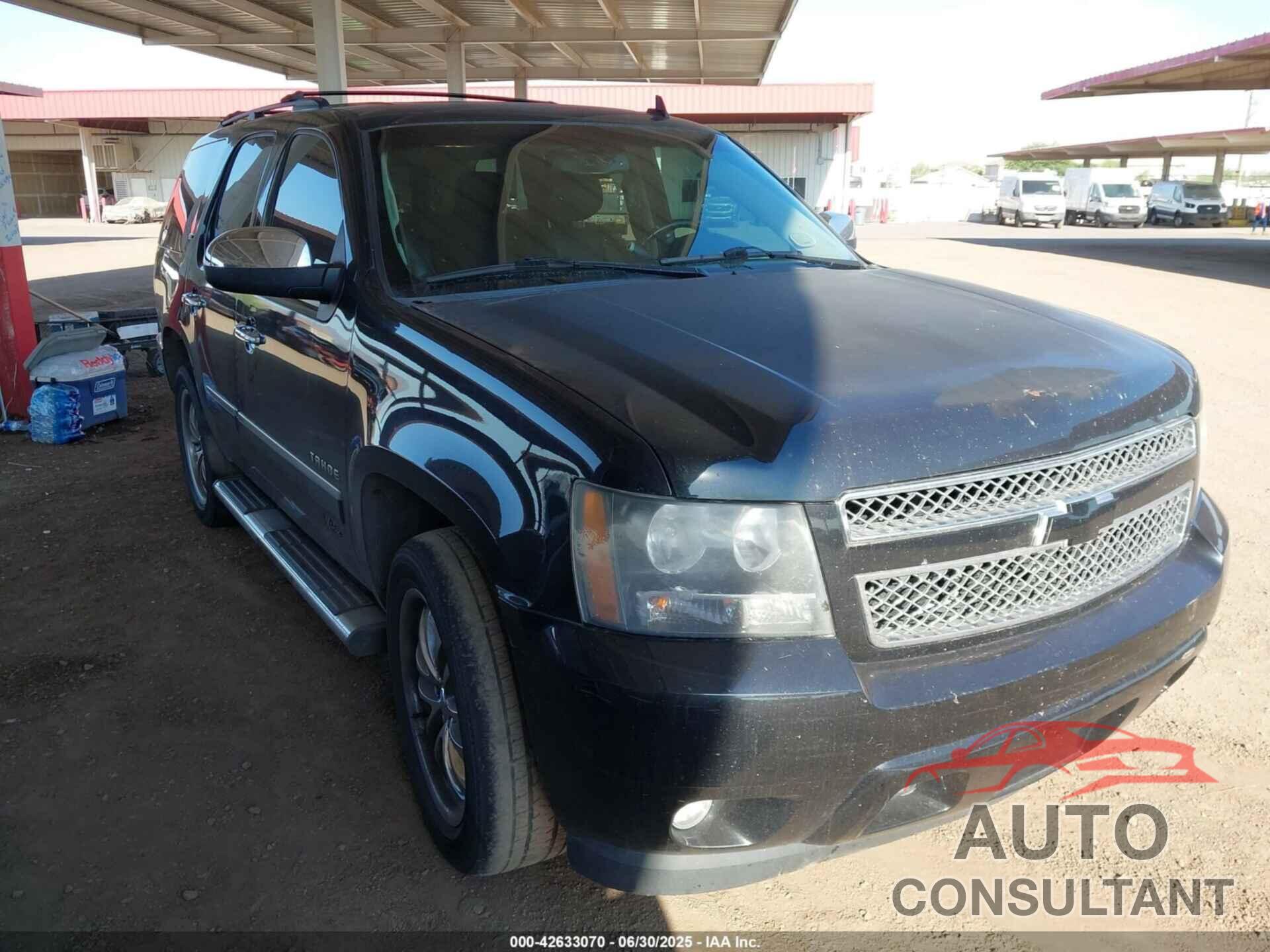CHEVROLET TAHOE 2011 - 1GNSCCE01BR320637