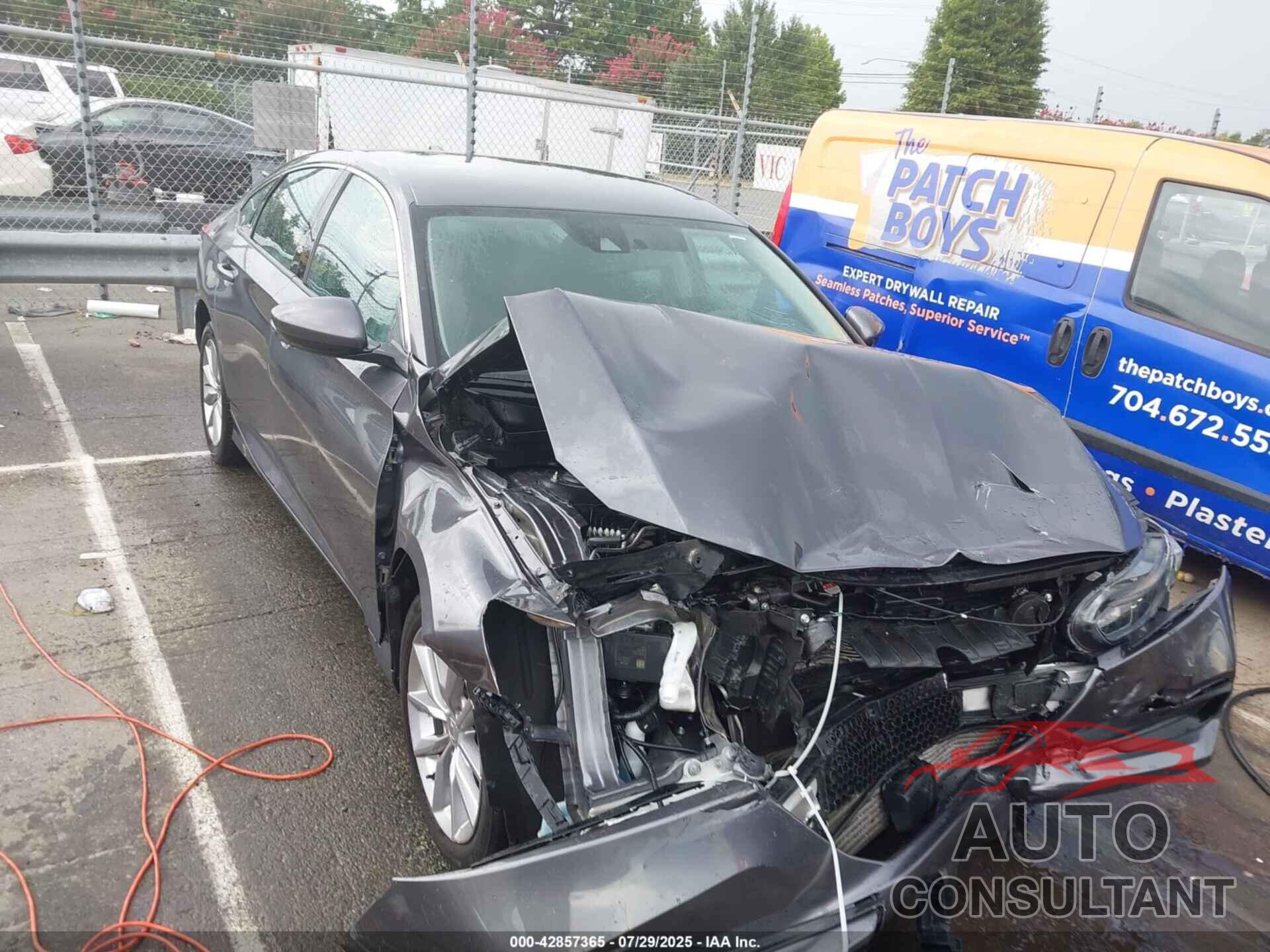 HONDA ACCORD 2022 - 1HGCV1F18NA007110