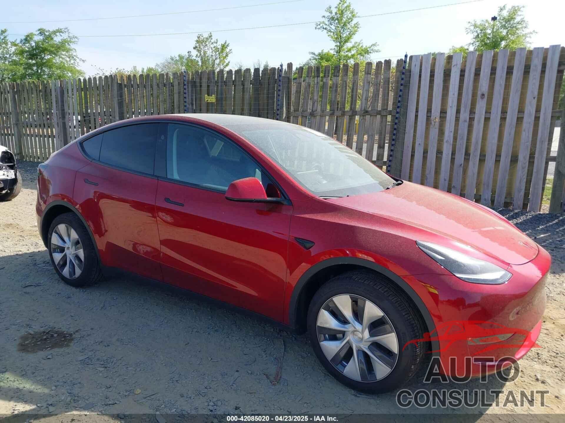 TESLA MODEL Y 2024 - 7SAYGDEE6RA275784