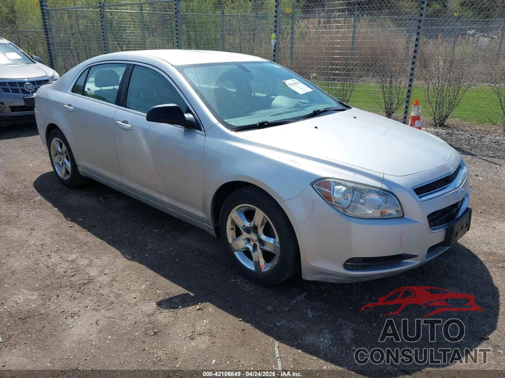 CHEVROLET MALIBU 2011 - 1G1ZA5EU9BF352015