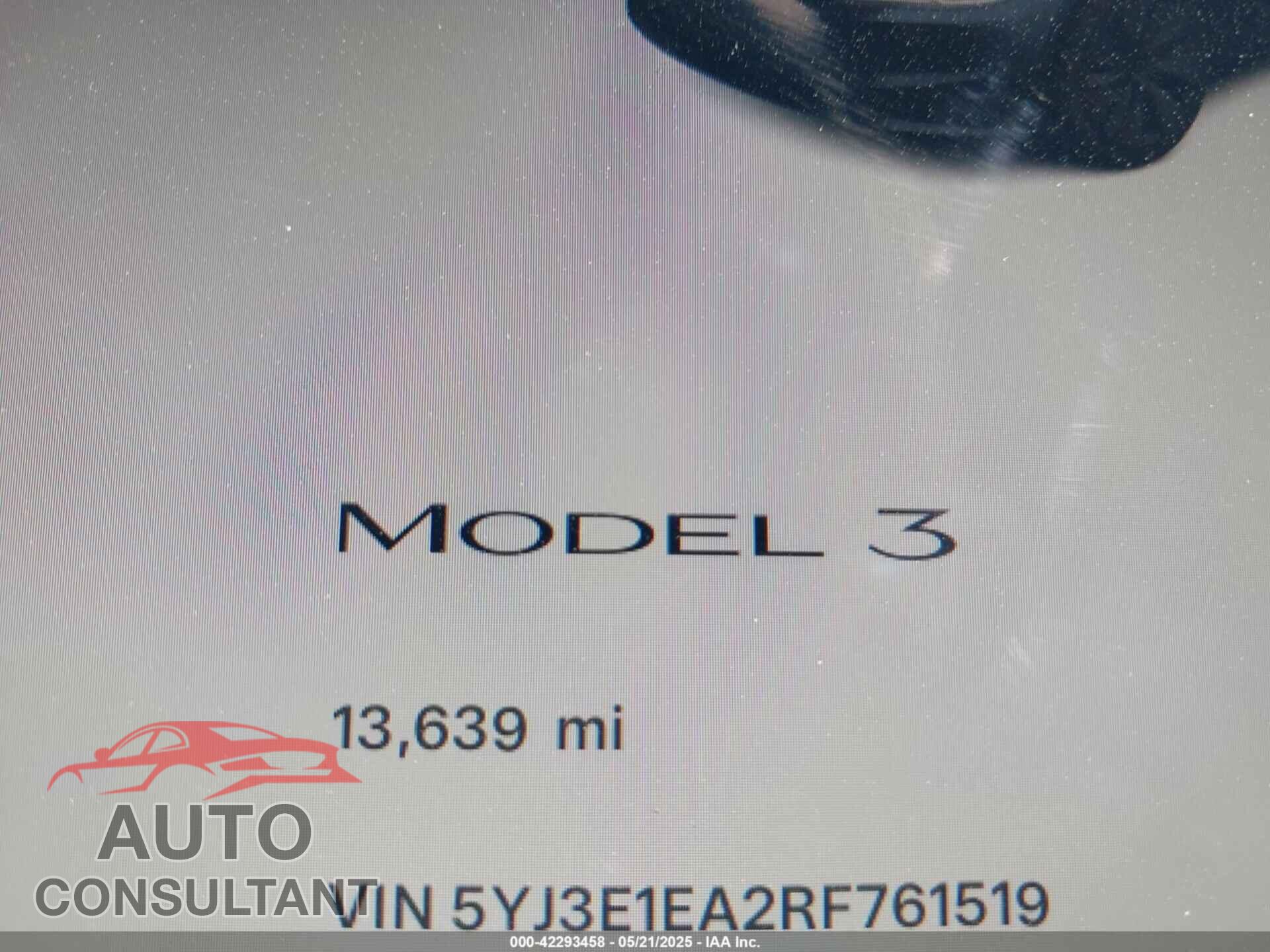 TESLA MODEL 3 2024 - 5YJ3E1EA2RF761519