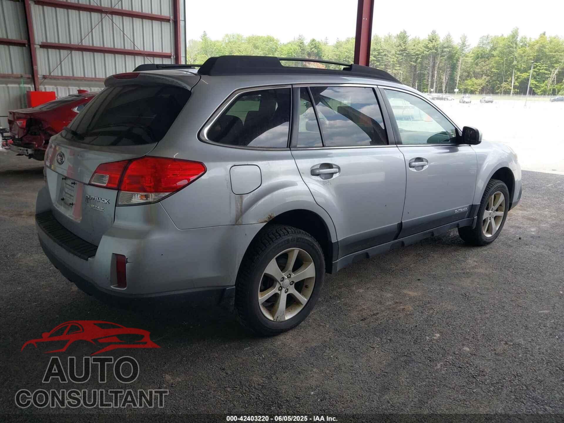 SUBARU OUTBACK 2013 - 4S4BRBCC2D3201818