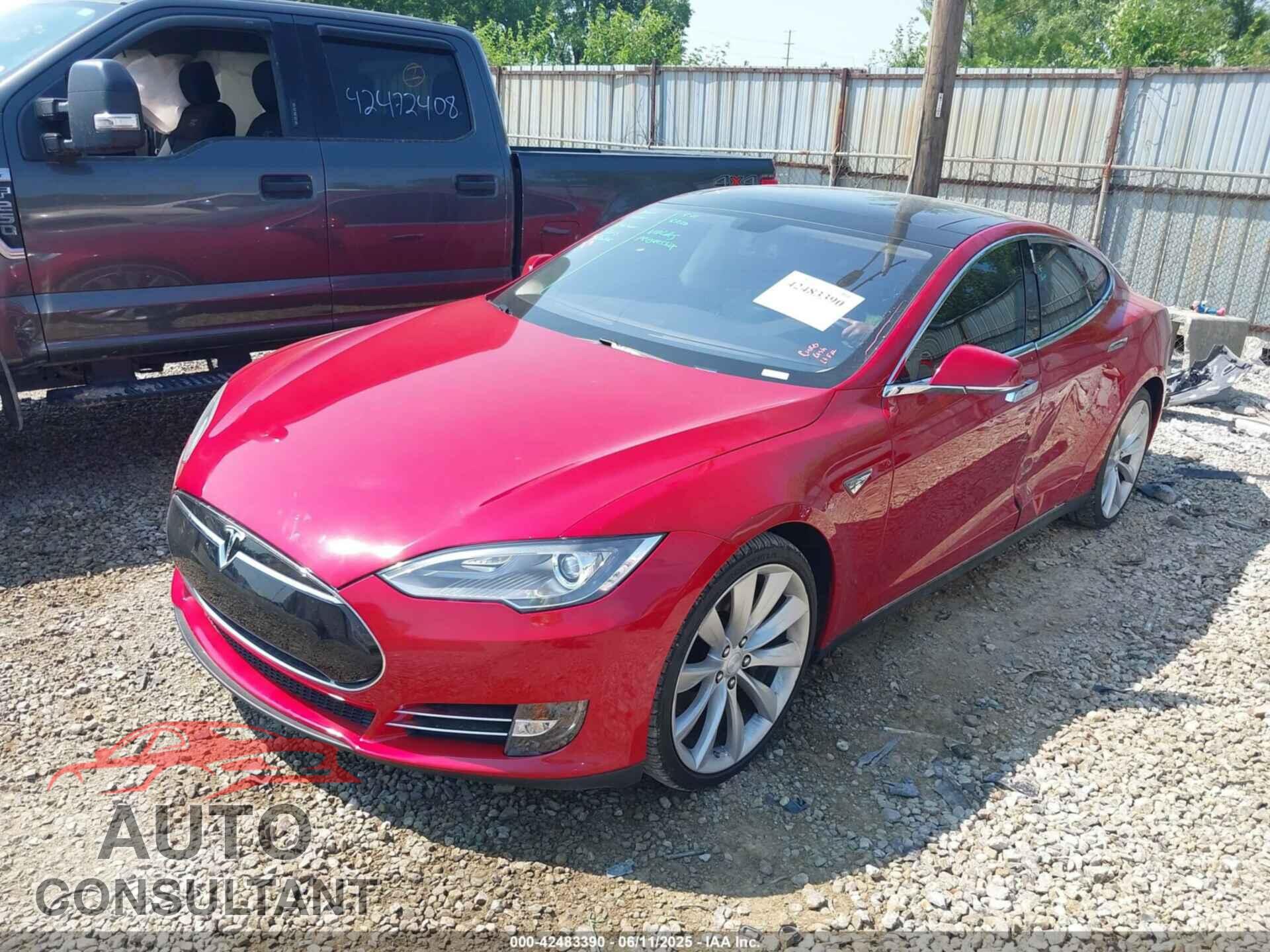TESLA MODEL S 2013 - 5YJSA1CP6DFP17689