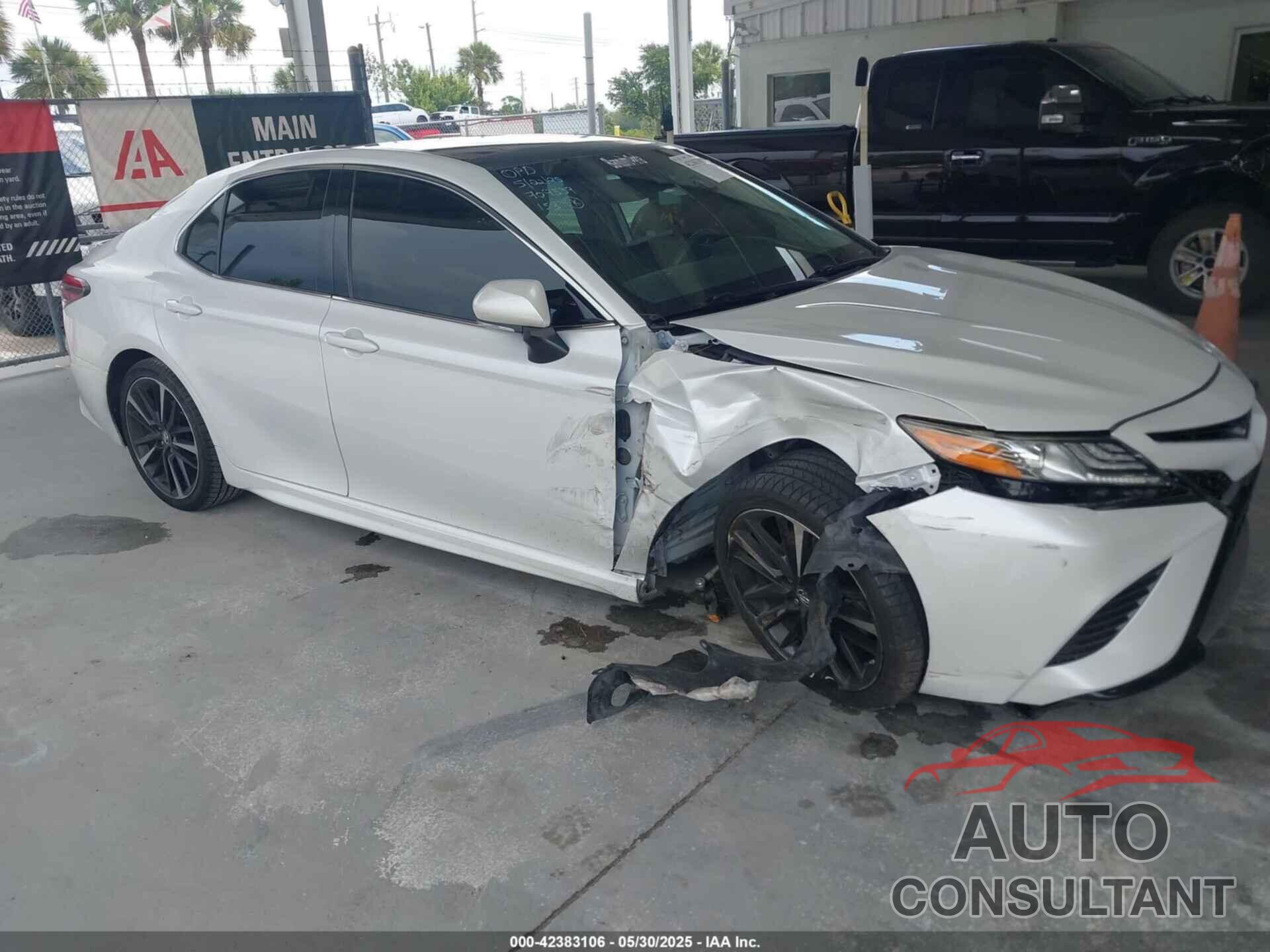 TOYOTA CAMRY 2019 - 4T1B61HK4KU749152