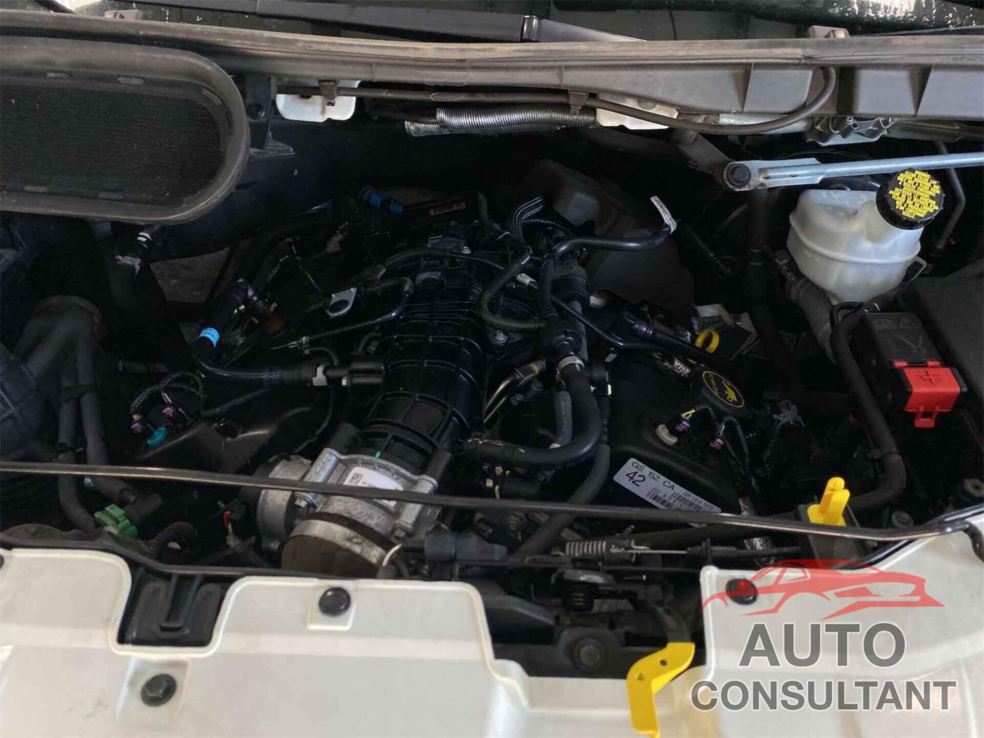 FORD TRANSIT-250 2018 - 1FTYR1YG9JKB43972