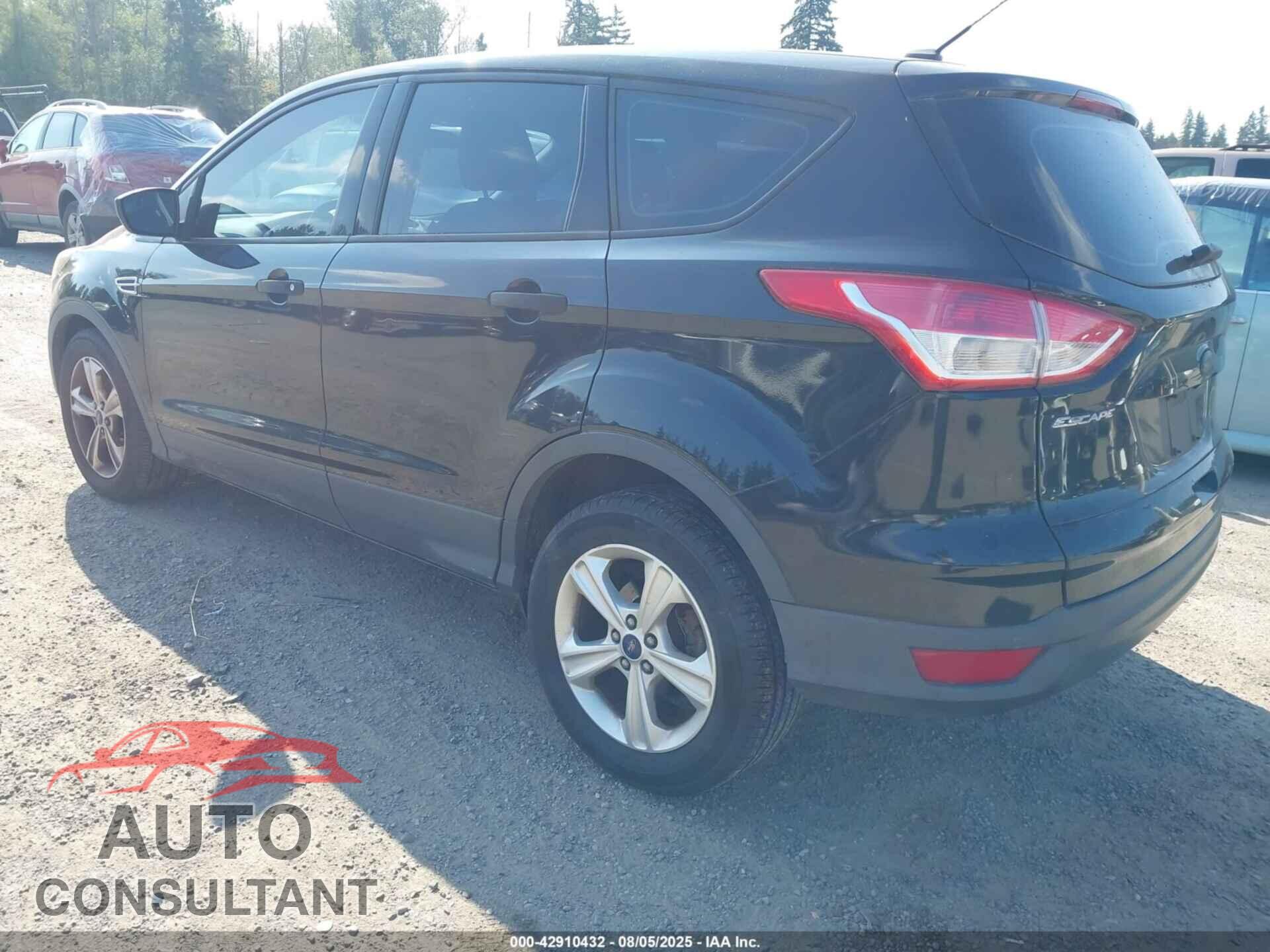 FORD ESCAPE 2015 - 1FMCU0F72FUC27225