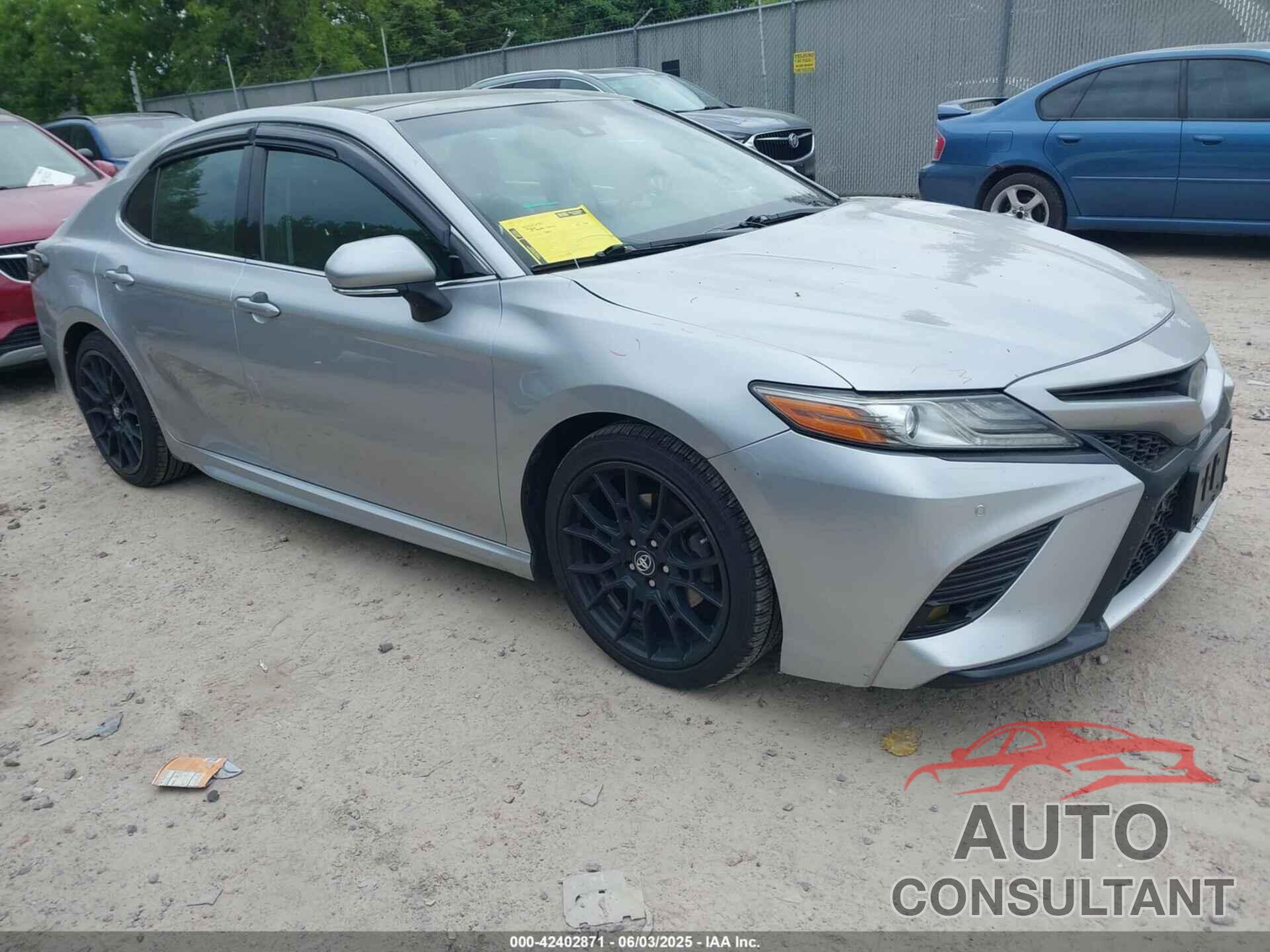 TOYOTA CAMRY 2018 - 4T1BZ1HK1JU003683