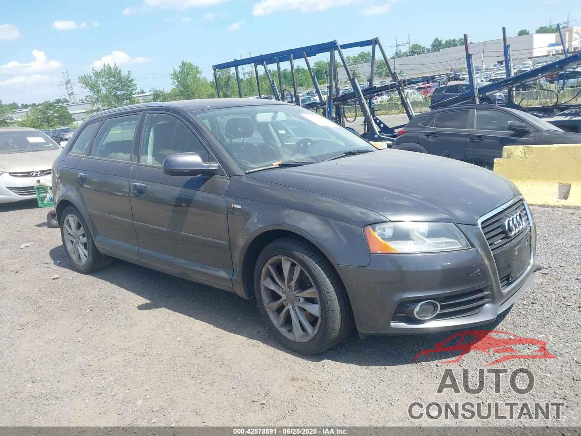 AUDI A3 2011 - WAUDFAFM3BA096829