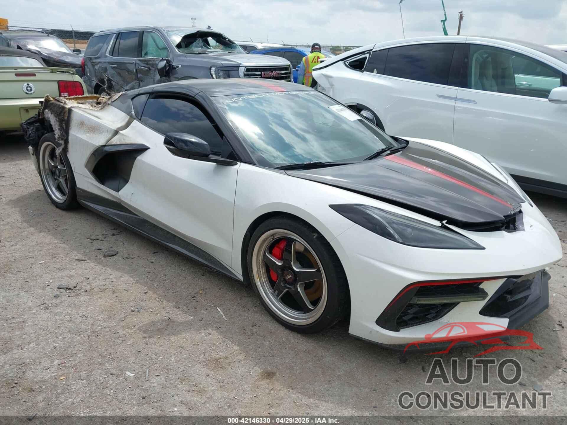 CHEVROLET CORVETTE STINGRAY 2021 - 1G1YB2D46M5101373