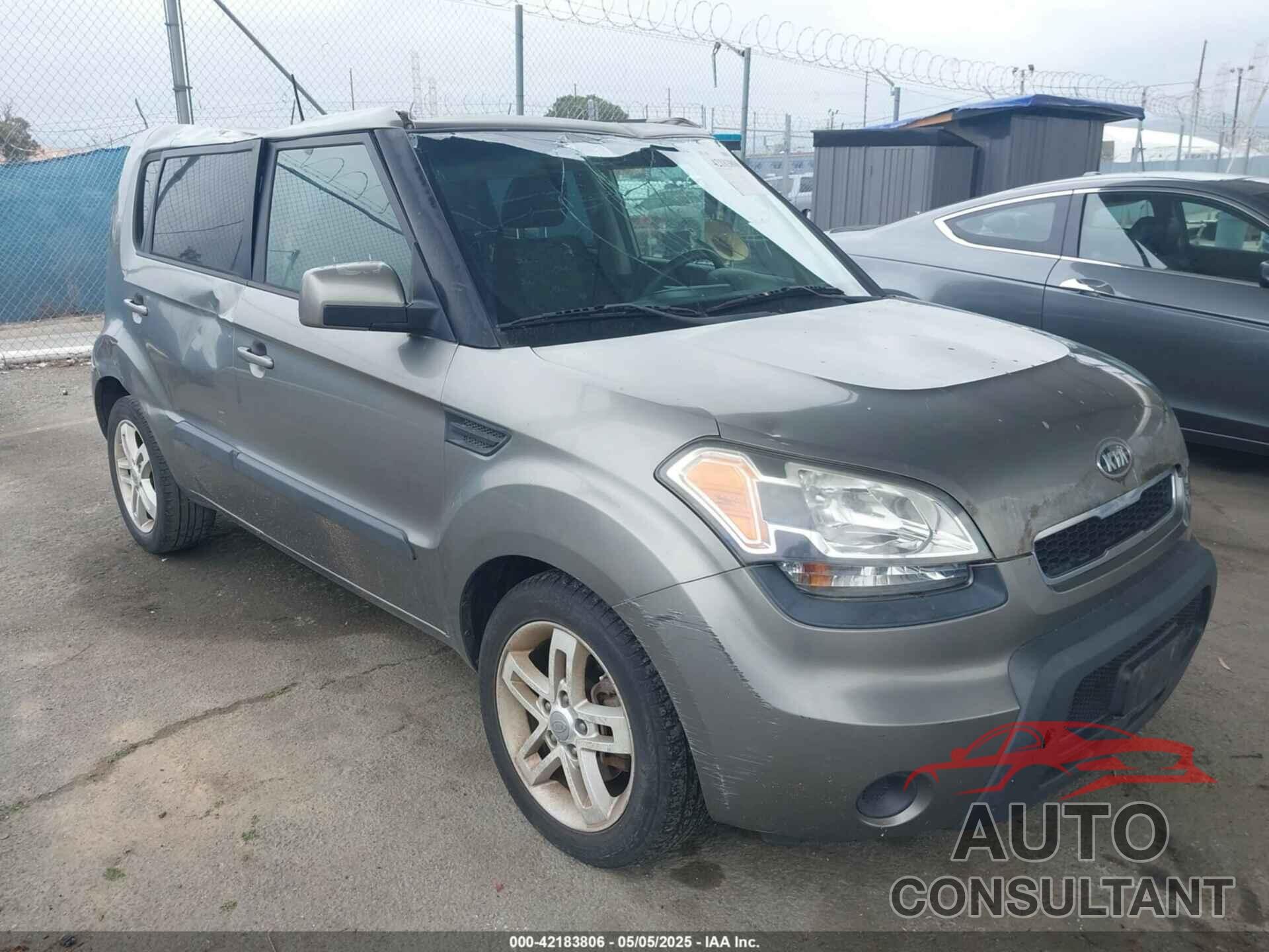 KIA SOUL 2011 - KNDJT2A2XB7245521