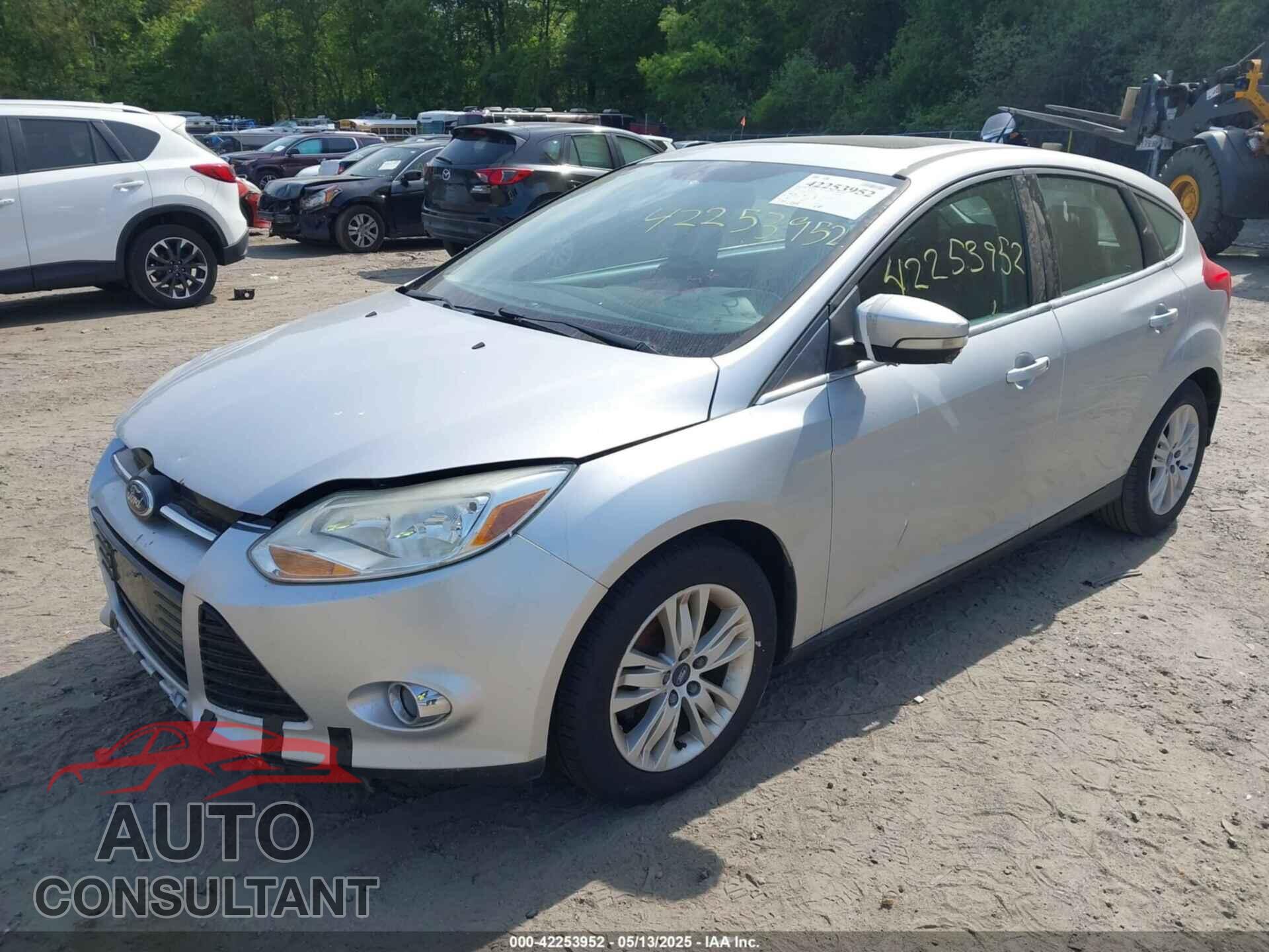 FORD FOCUS 2012 - 1FAHP3M28CL453531