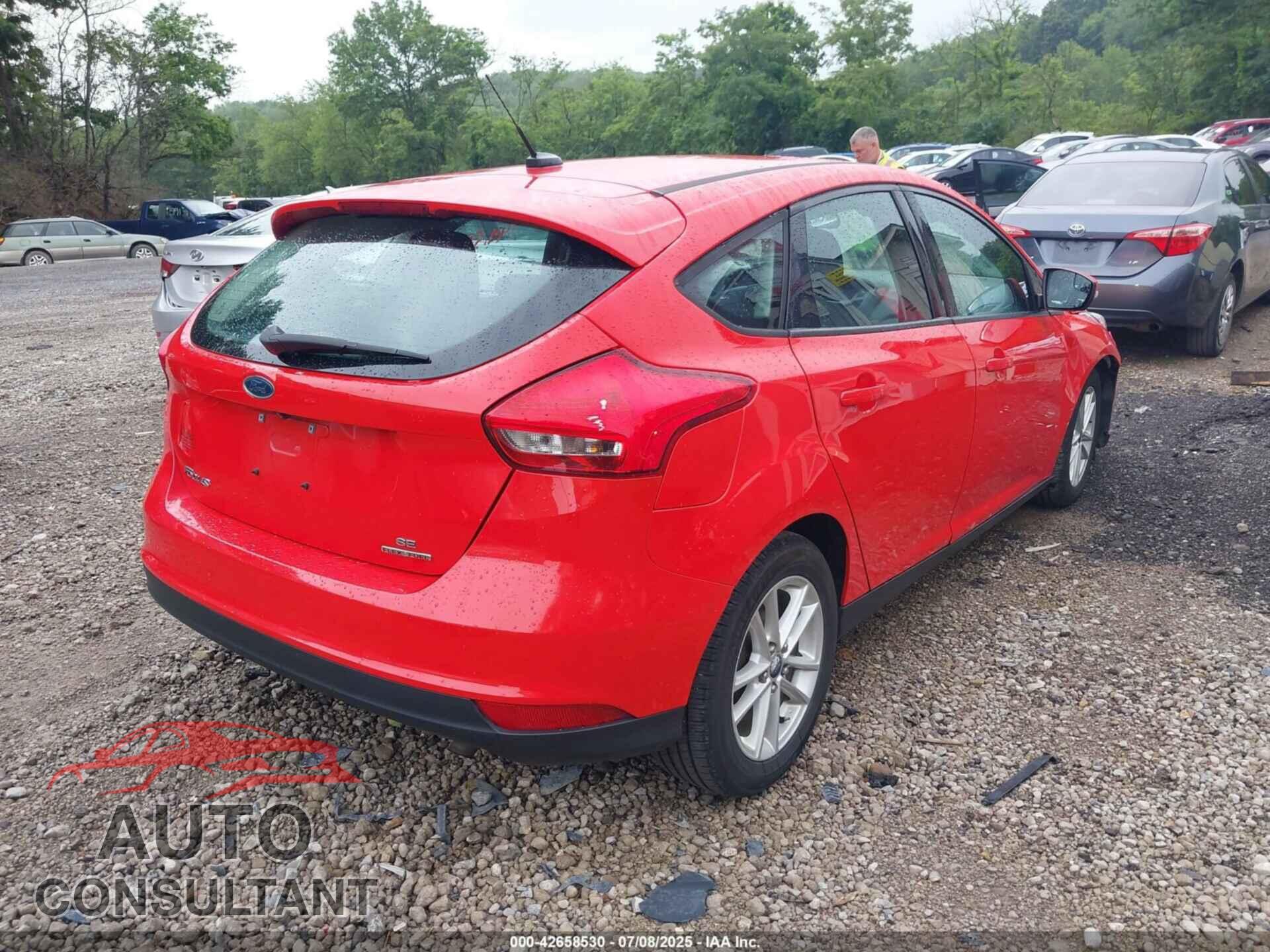FORD FOCUS 2015 - 1FADP3K26FL234587