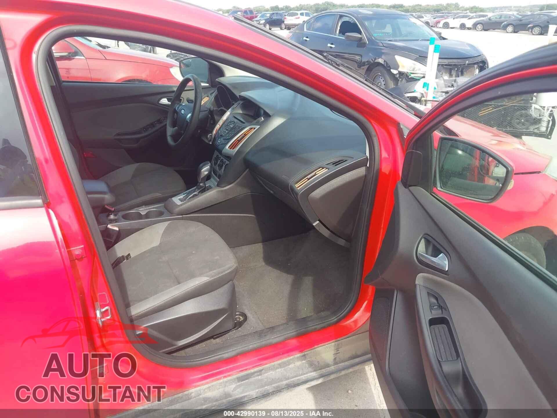 FORD FOCUS 2013 - 1FADP3F2XDL117733