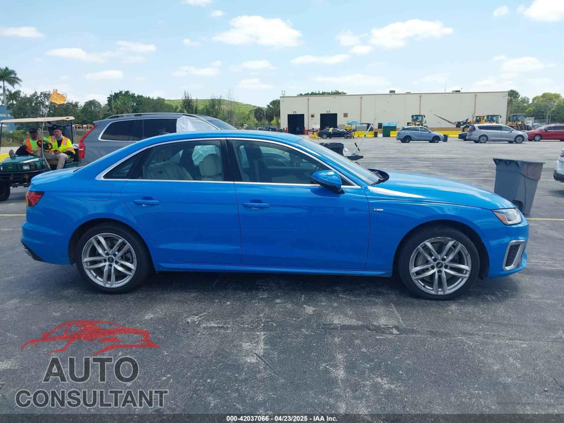 AUDI A4 2021 - WAUDAAF40MA086180