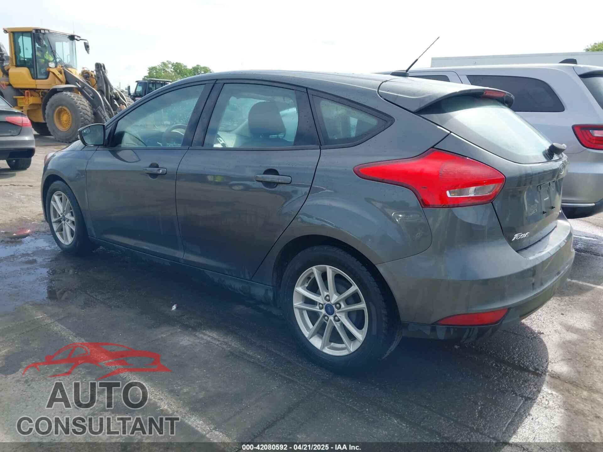 FORD FOCUS 2017 - 1FADP3K27HL201763