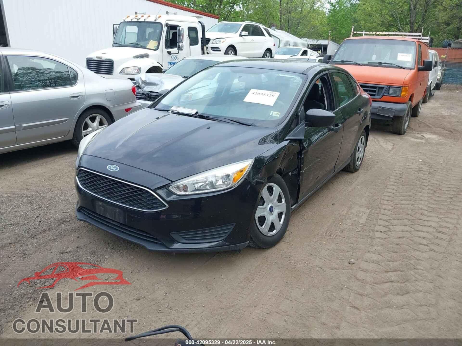 FORD FOCUS 2017 - 1FADP3E21HL234849
