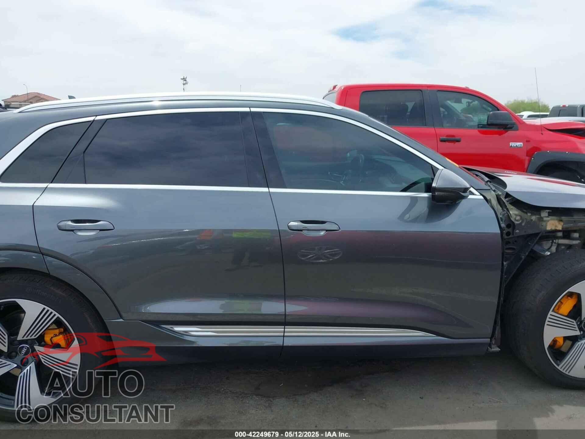 AUDI E-TRON 2019 - WA1VAAGE2KB008399