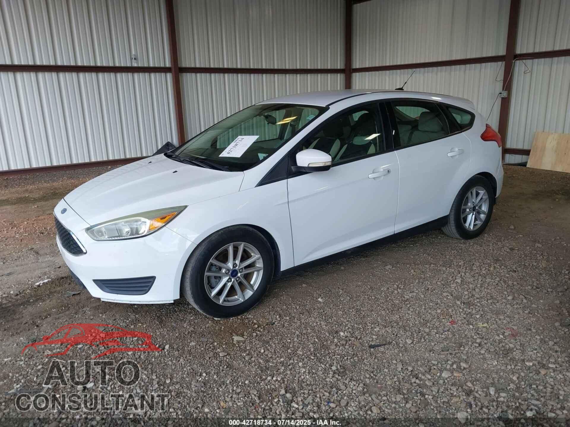 FORD FOCUS 2015 - 1FADP3K26FL308185