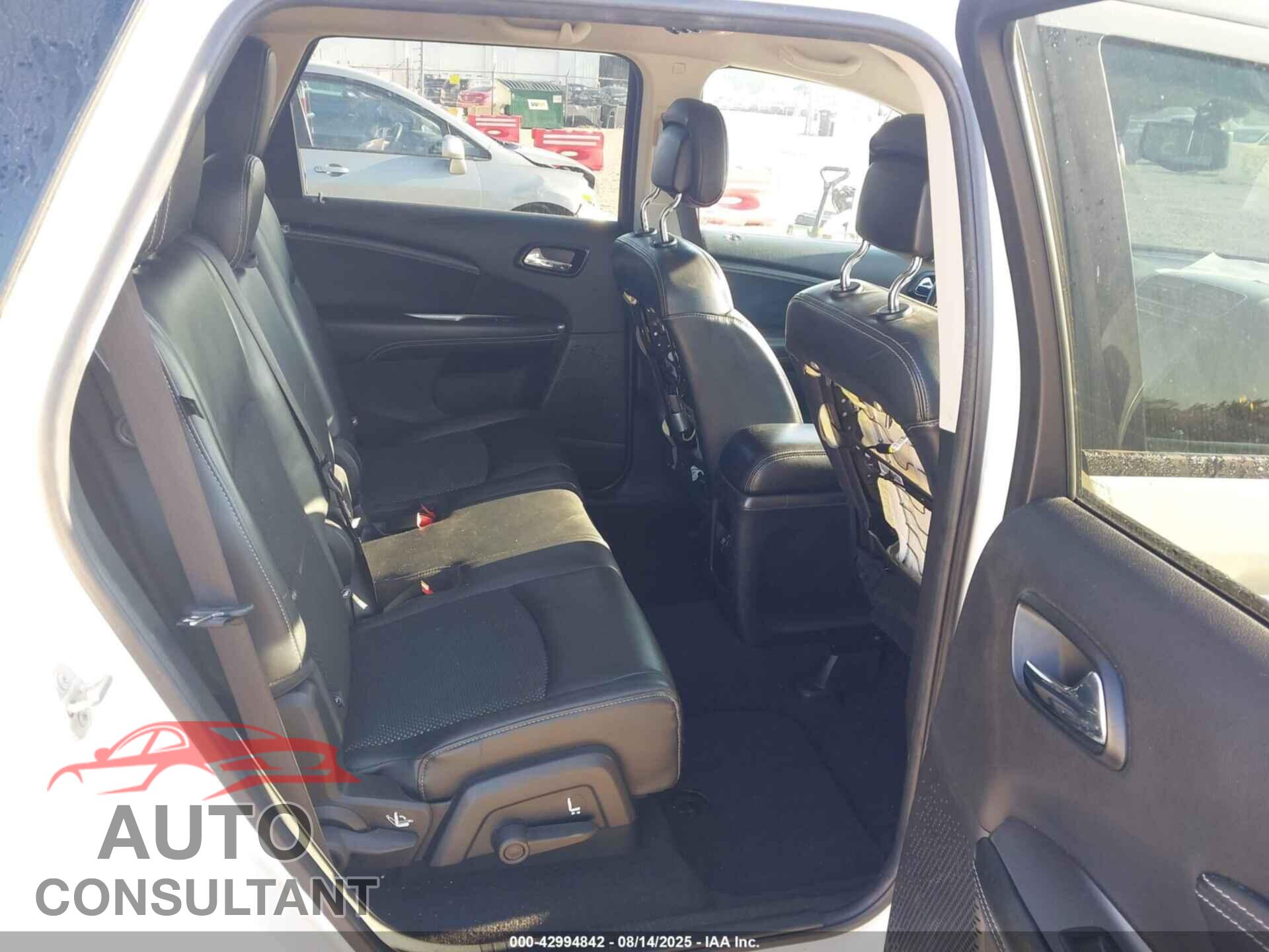 DODGE JOURNEY 2015 - 3C4PDCGB0FT572869