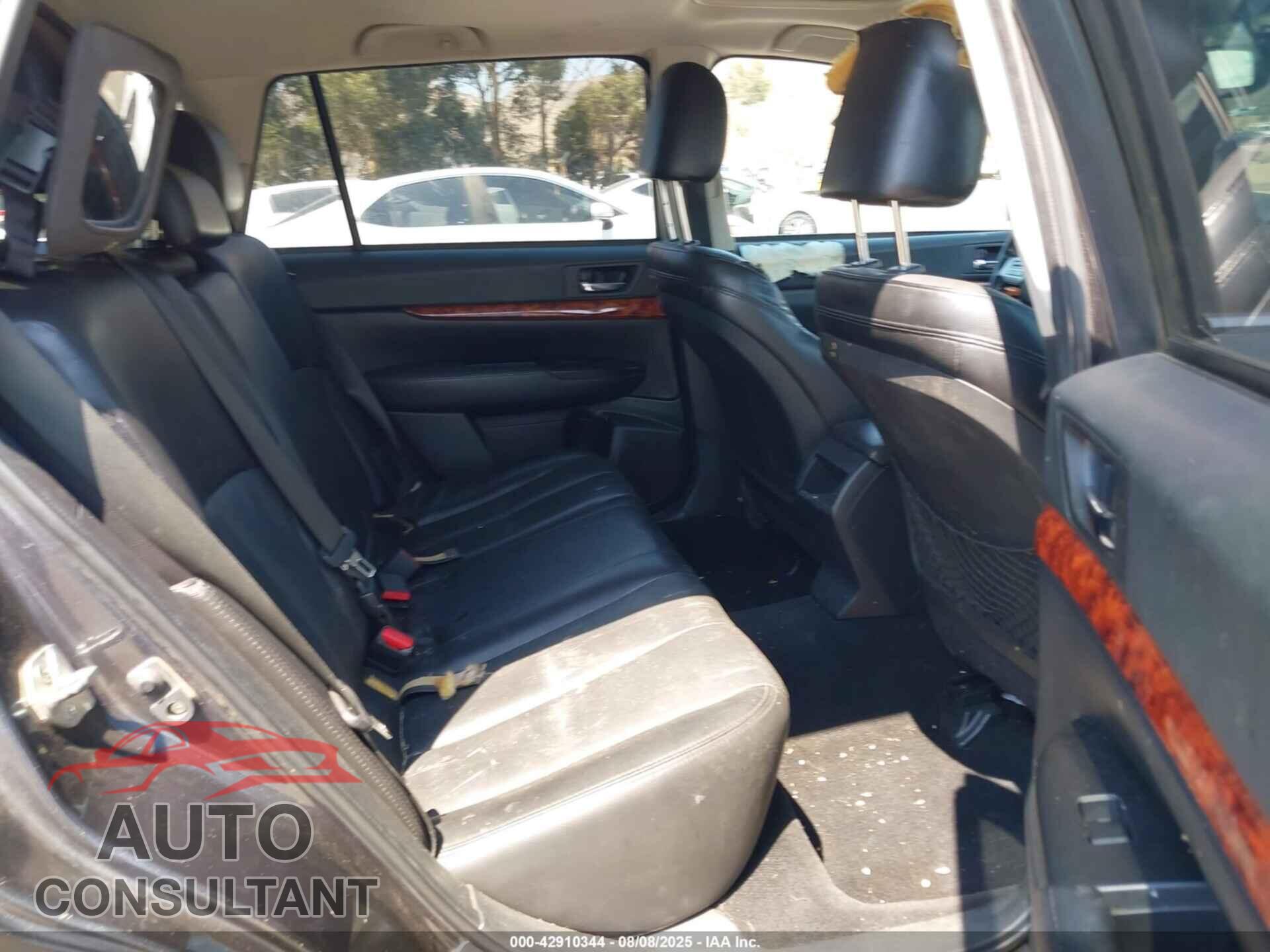 SUBARU OUTBACK 2011 - 4S4BRBKC5B3402160