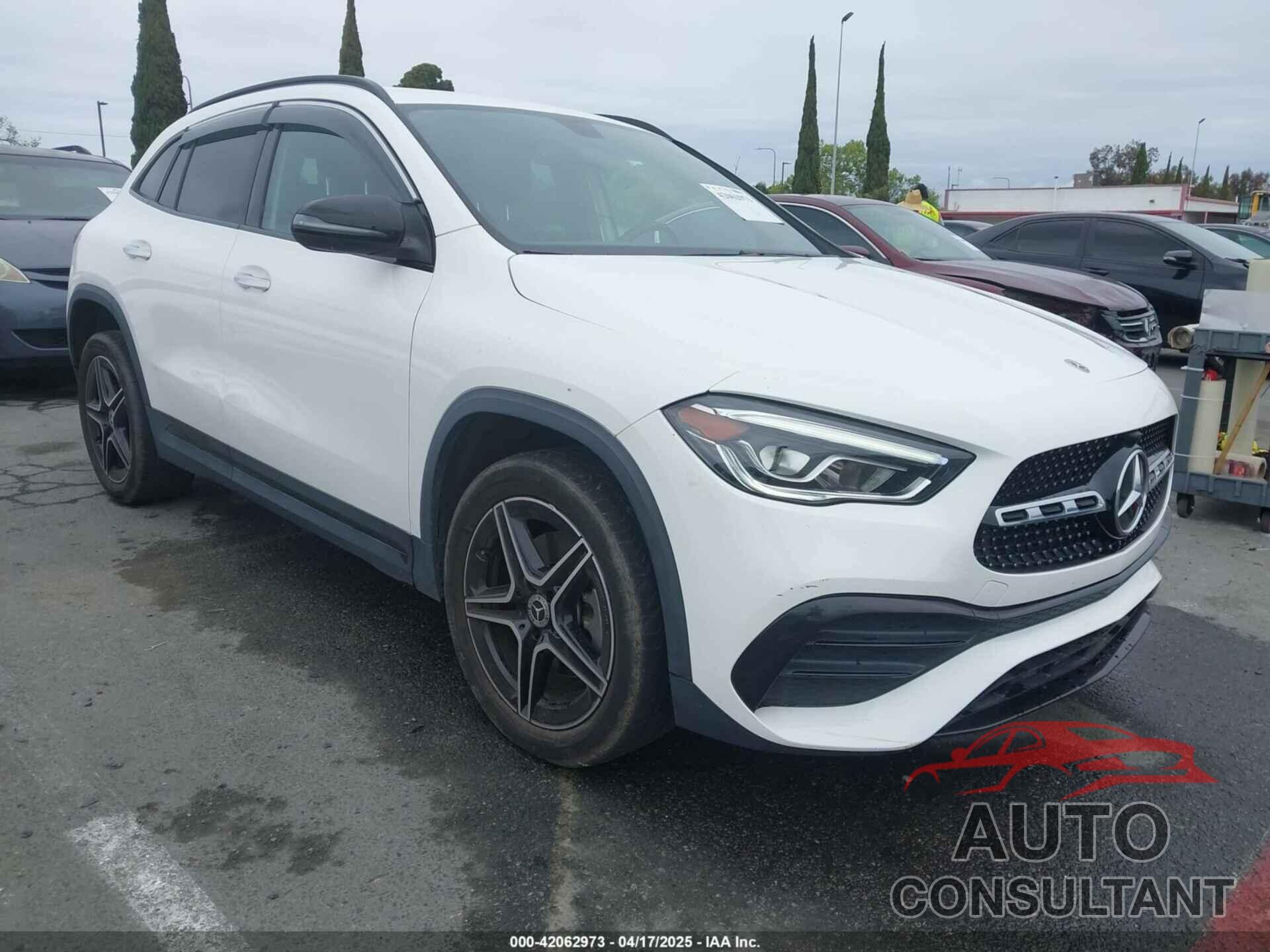 MERCEDES-BENZ GLA 250 2022 - W1N4N4GB4NJ317937