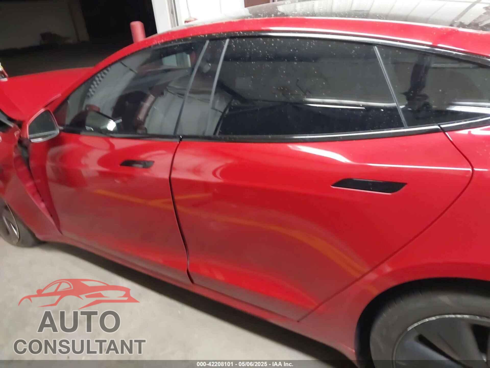 TESLA MODEL S 2022 - 5YJSA1E61NF471785