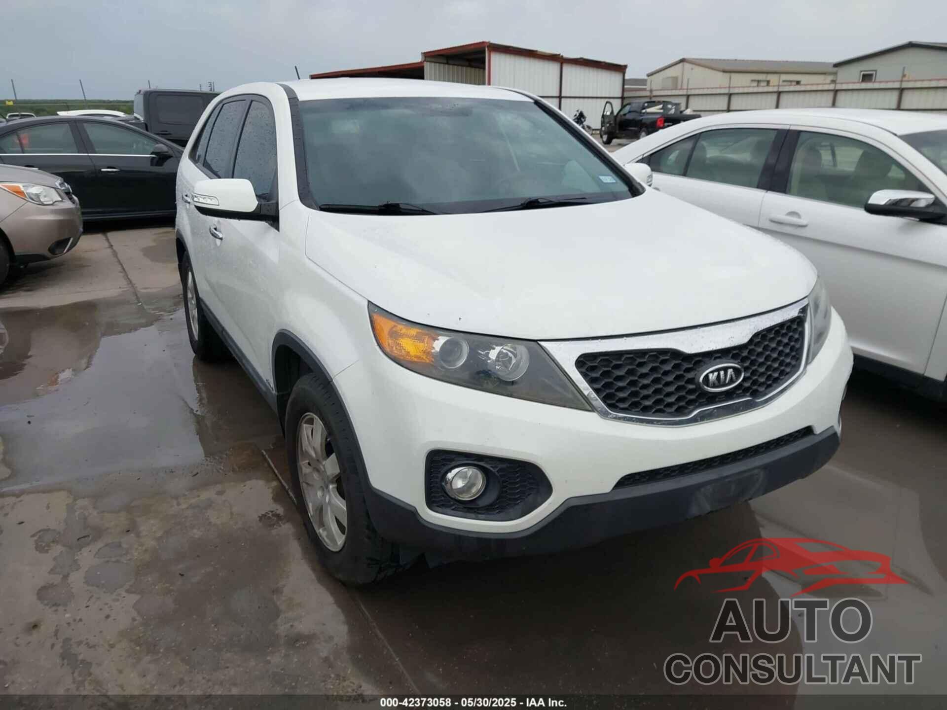 KIA SORENTO 2012 - 5XYKTCA68CG268717