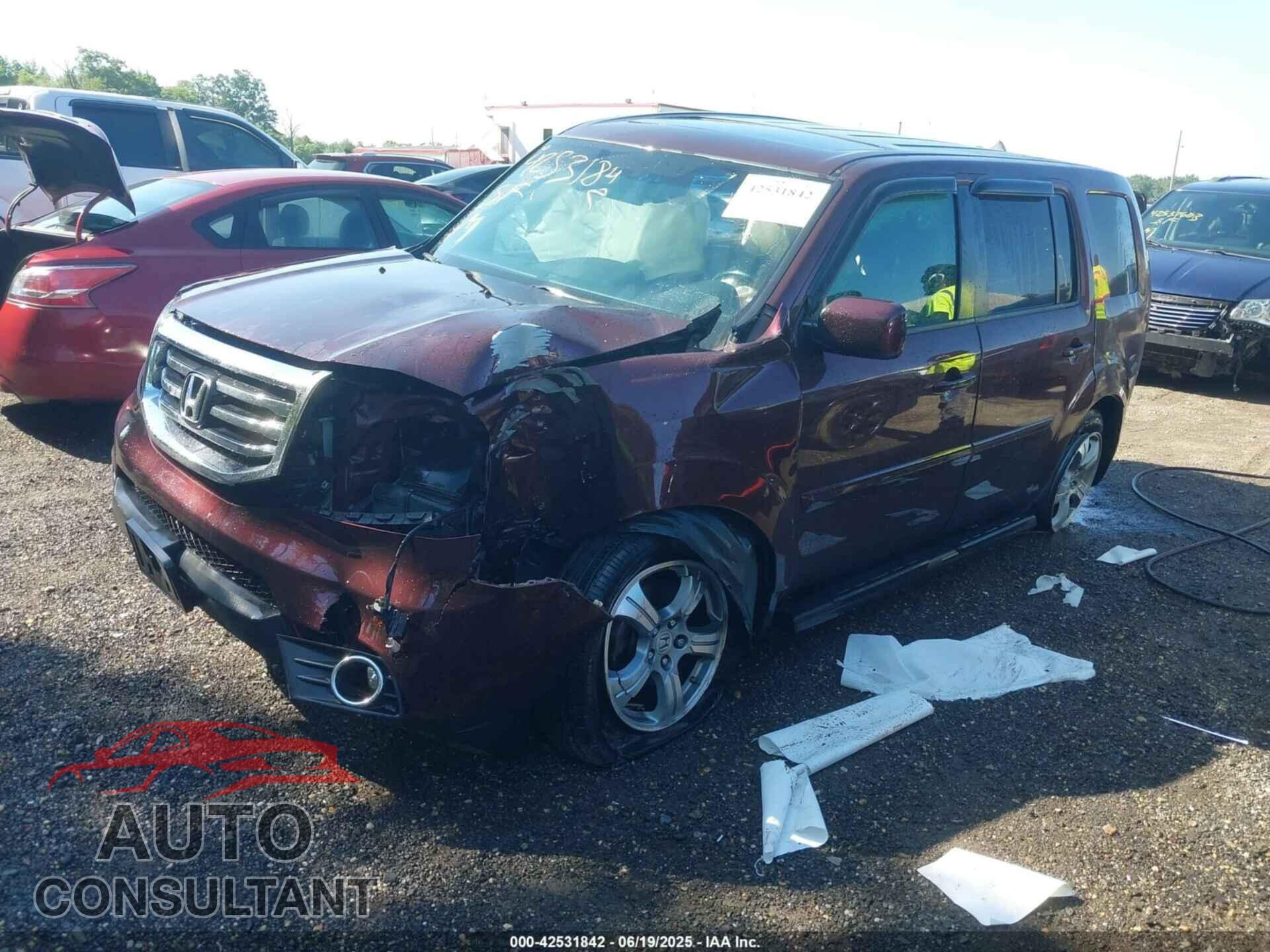 HONDA PILOT 2013 - 5FNYF4H57DB070191