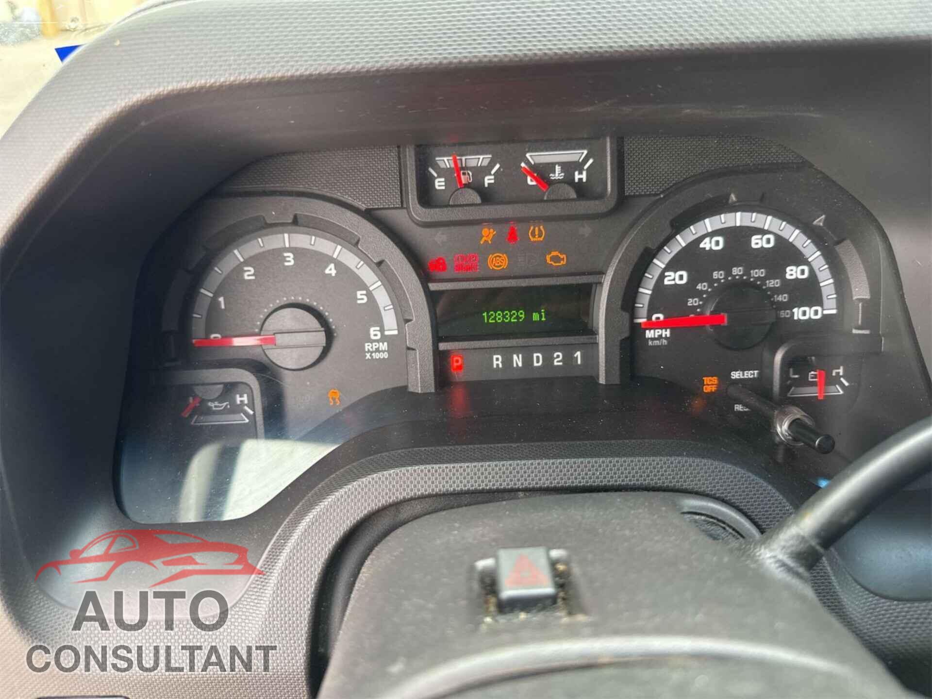 FORD ECONOLINE 2011 - 1FTNE2EL6BDA71012