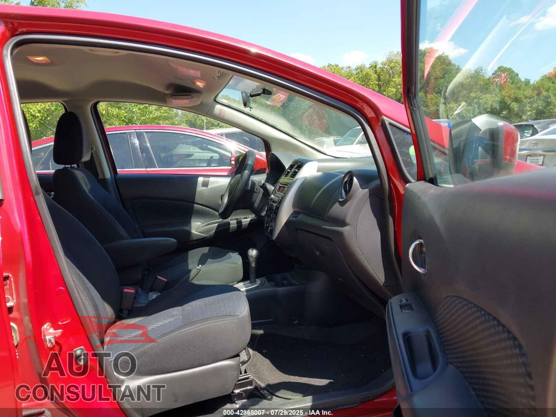 NISSAN VERSA NOTE 2015 - 3N1CE2CP3FL407263