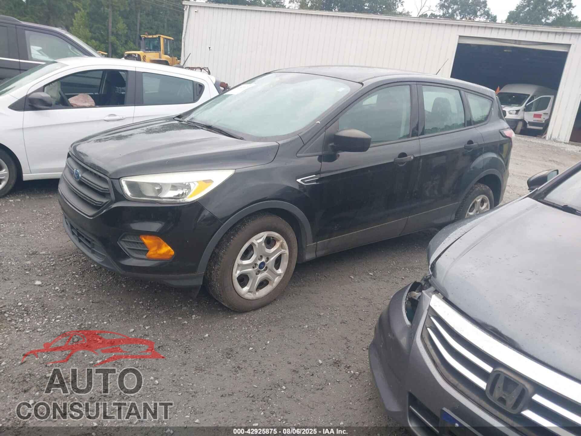 FORD ESCAPE 2017 - 1FMCU0F73HUE29879