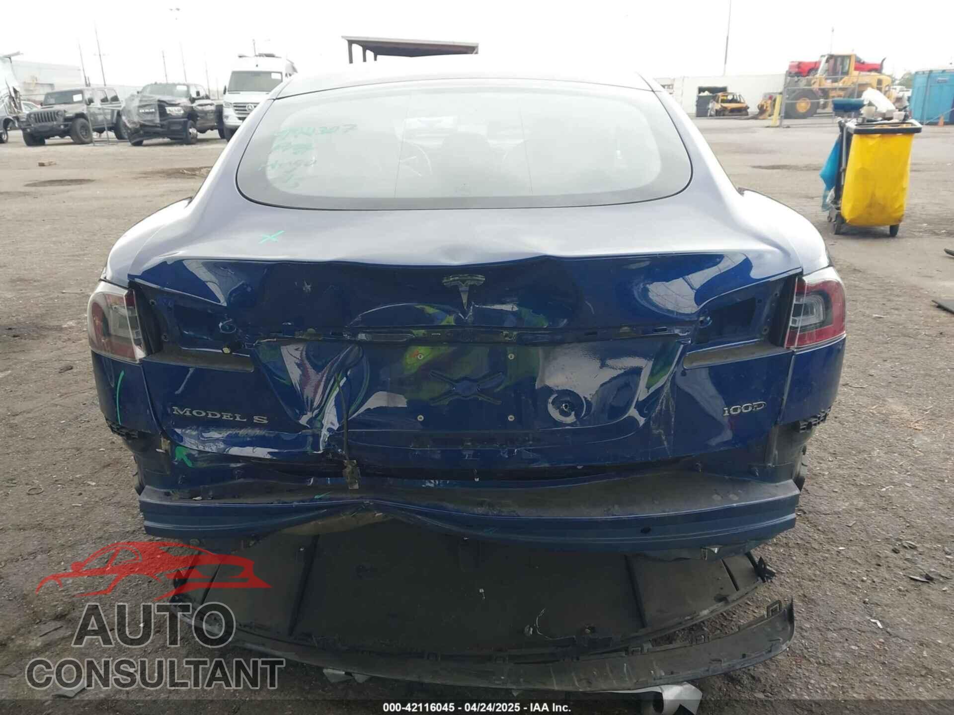 TESLA MODEL S 2017 - 5YJSA1E21HF205507