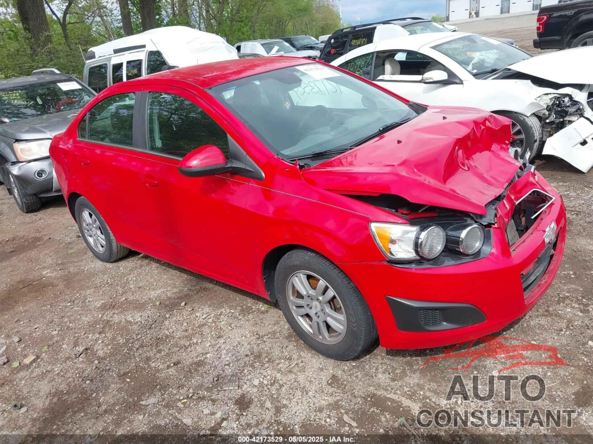 CHEVROLET SONIC 2012 - 1G1JC5SH4C4115895