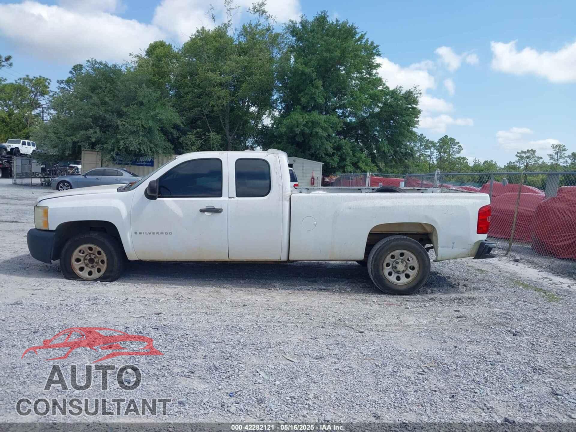 CHEVROLET SILVERADO 1500 2009 - 1GCEC19009E143732
