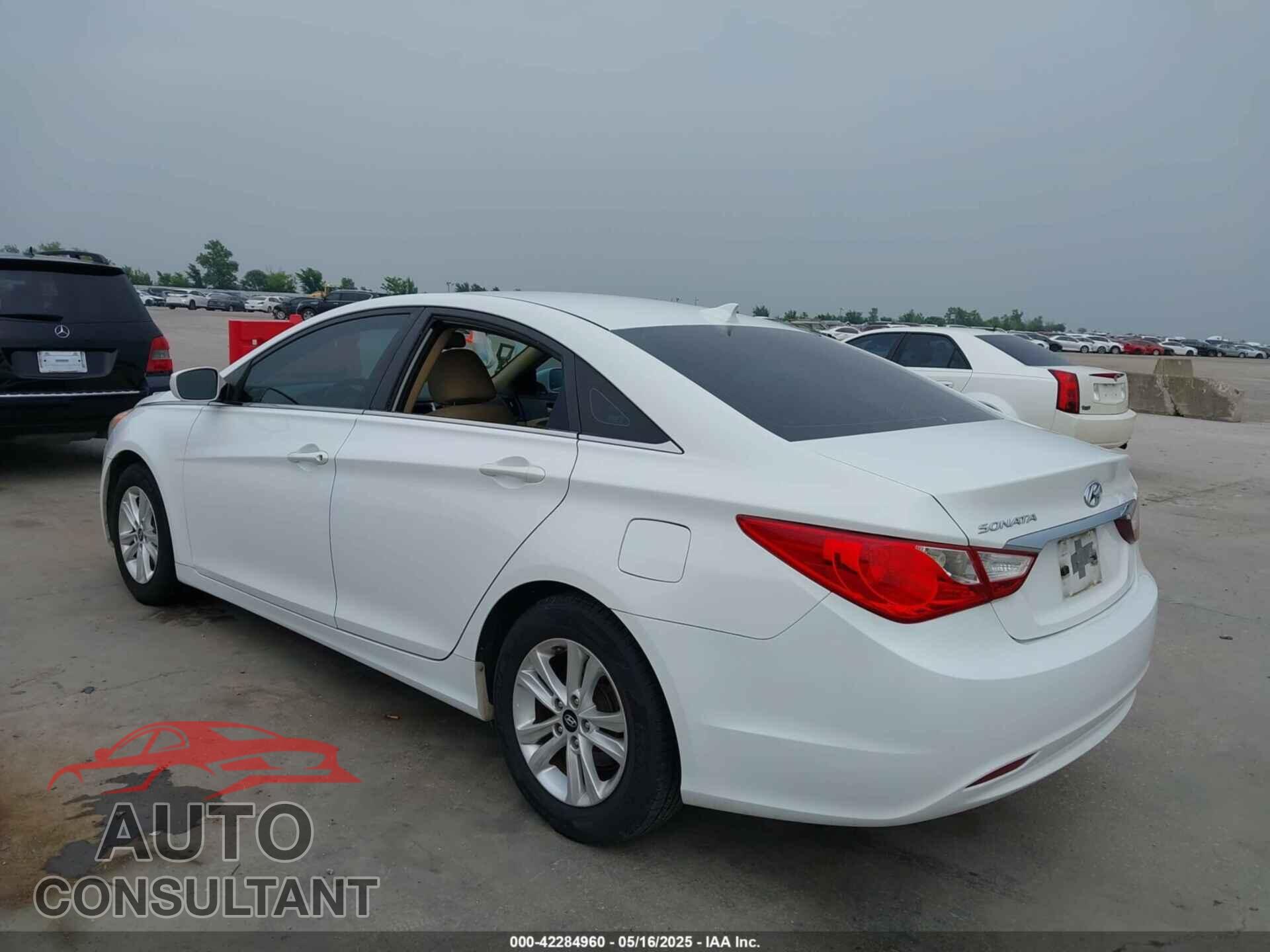 HYUNDAI SONATA 2013 - 5NPEB4AC2DH784545