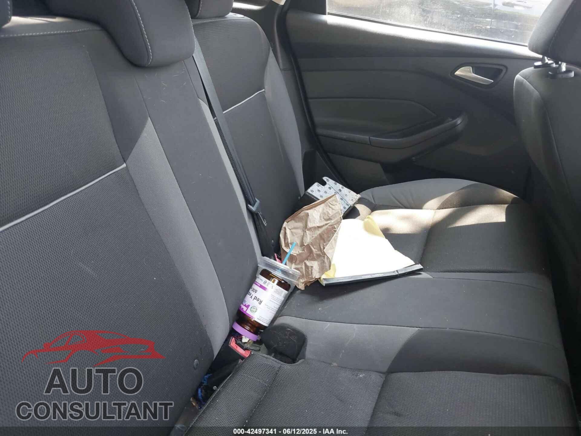 FORD FOCUS 2013 - 1FADP3F26DL215917
